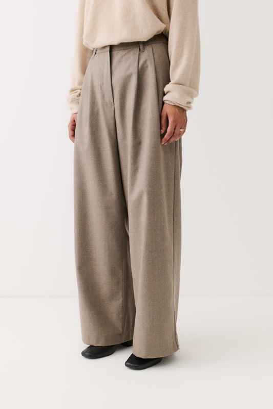 ARA TROUSERS