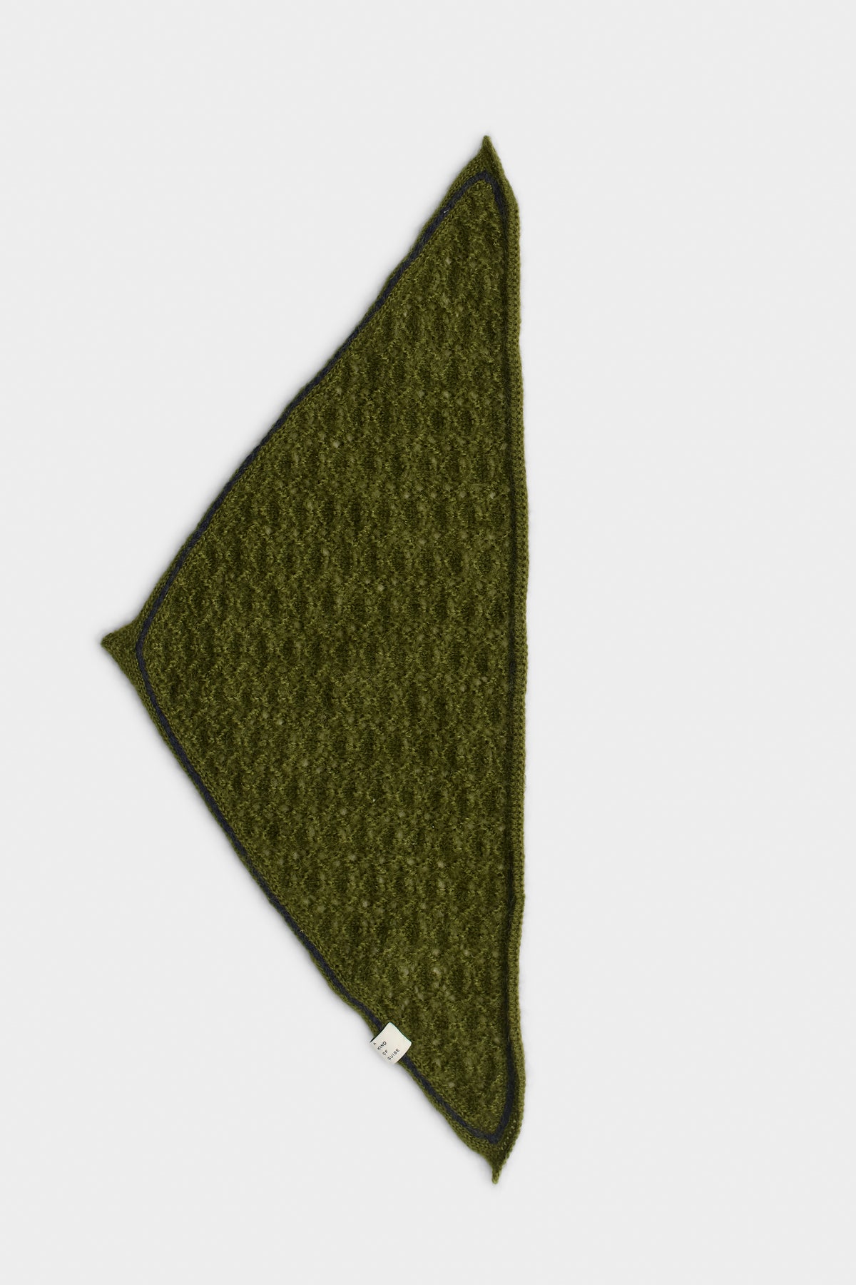AURITZ TRIANGLE SCARF
