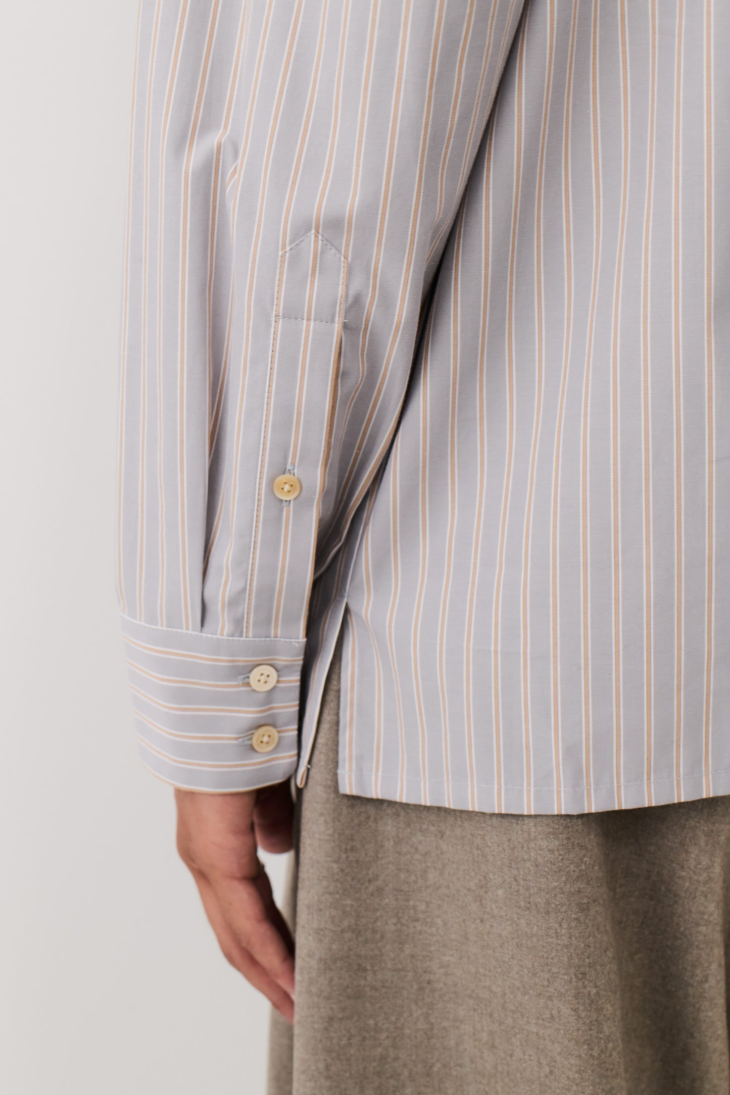 GUSTO SHIRT