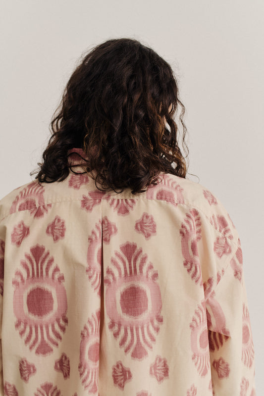 Men's long-sleeved shirt, cotton mix, ikat pattern, light pink and burgundy.