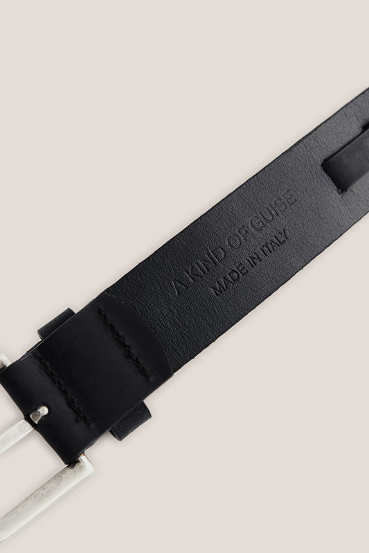 Men's accessories belt, black calf leather with vintage finish and silver buckle.
