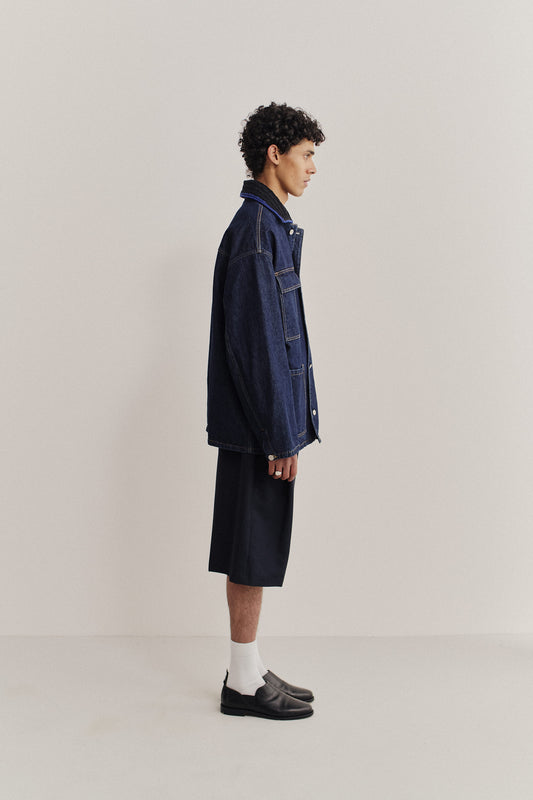 Men's outerwear, oversized denim jacket, vintage blue, knitted collar, four patched pockets, stone washed.