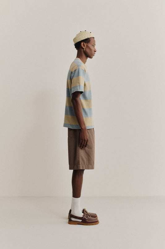 Men's short-sleeved jersey t-shirt, organic cotton, yarn-dyed turquoise and sandy beige stripes.