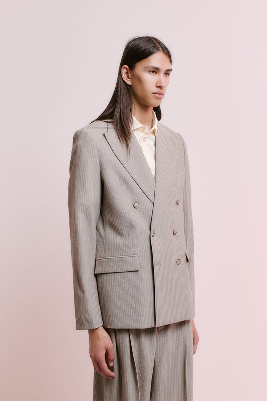 DOUBLE BREASTED PEAK BLAZER