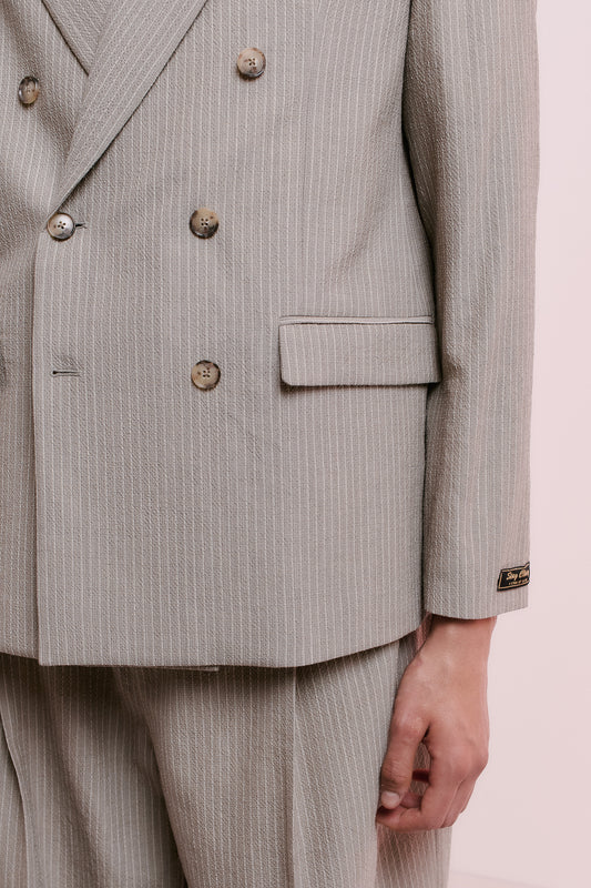 DOUBLE BREASTED PEAK BLAZER