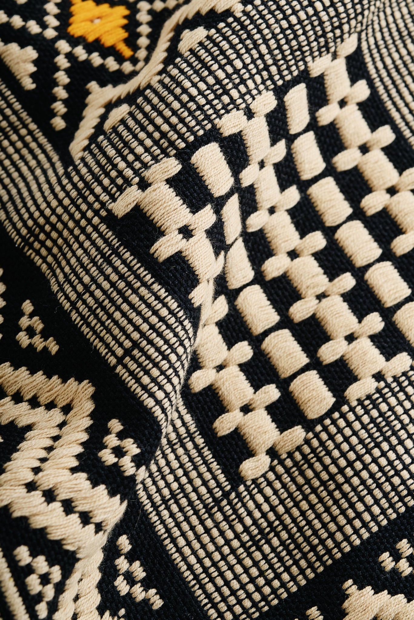 Dumbura Cushion Cover