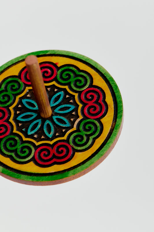 PATTERNED SPINNING TOP
