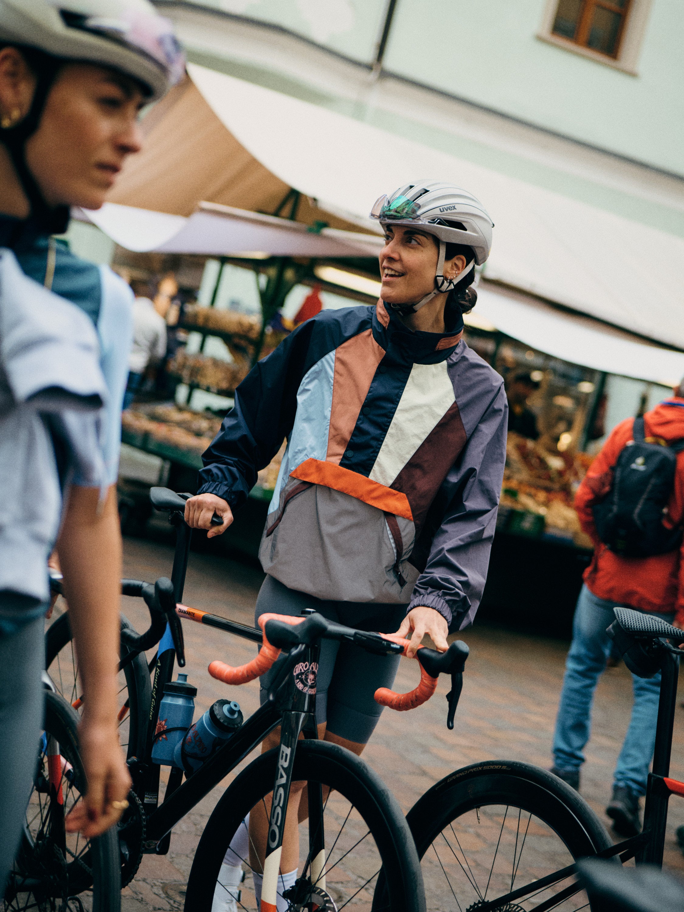 GIRO ALPINO WINDBREAKER – A KIND OF GUISE