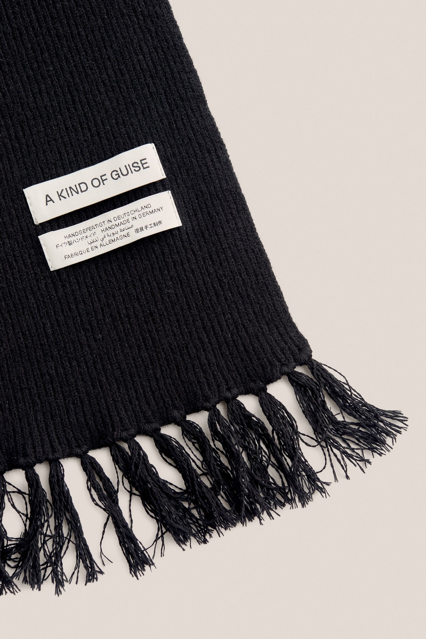KAPOTI SCARF