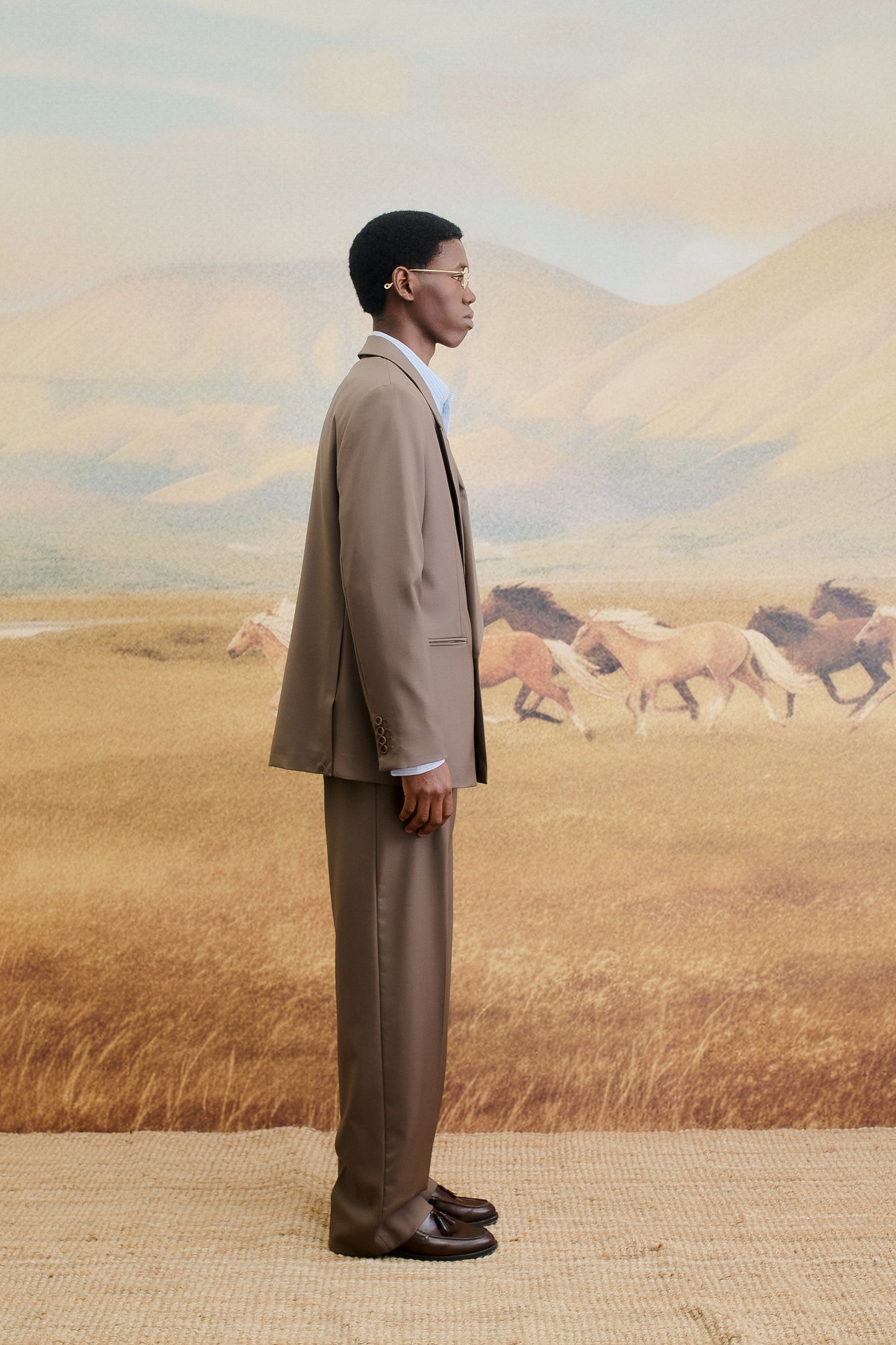 RELAXED DOUBLE-BUTTONED BLAZER