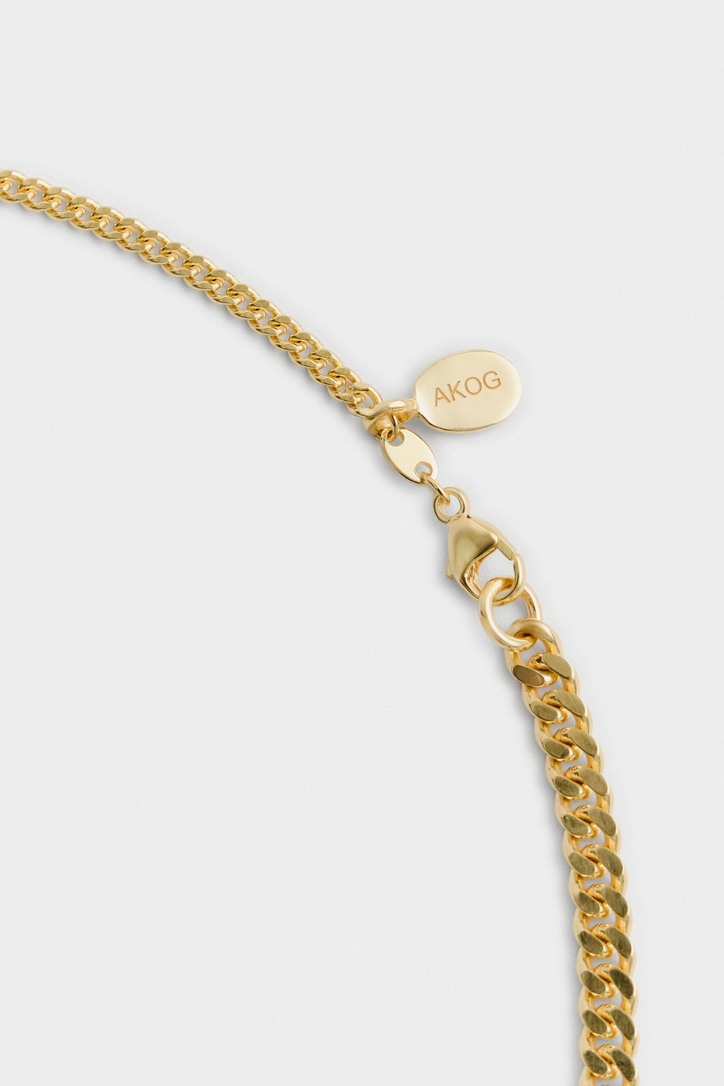 YIN YANG NECKLACE WITH STONE