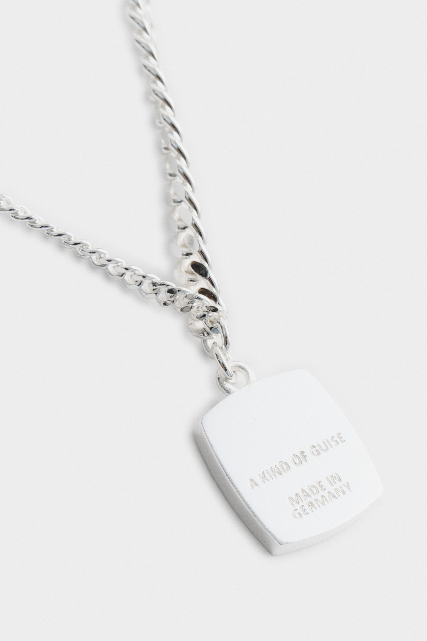 YIN YANG NECKLACE WITH STONE