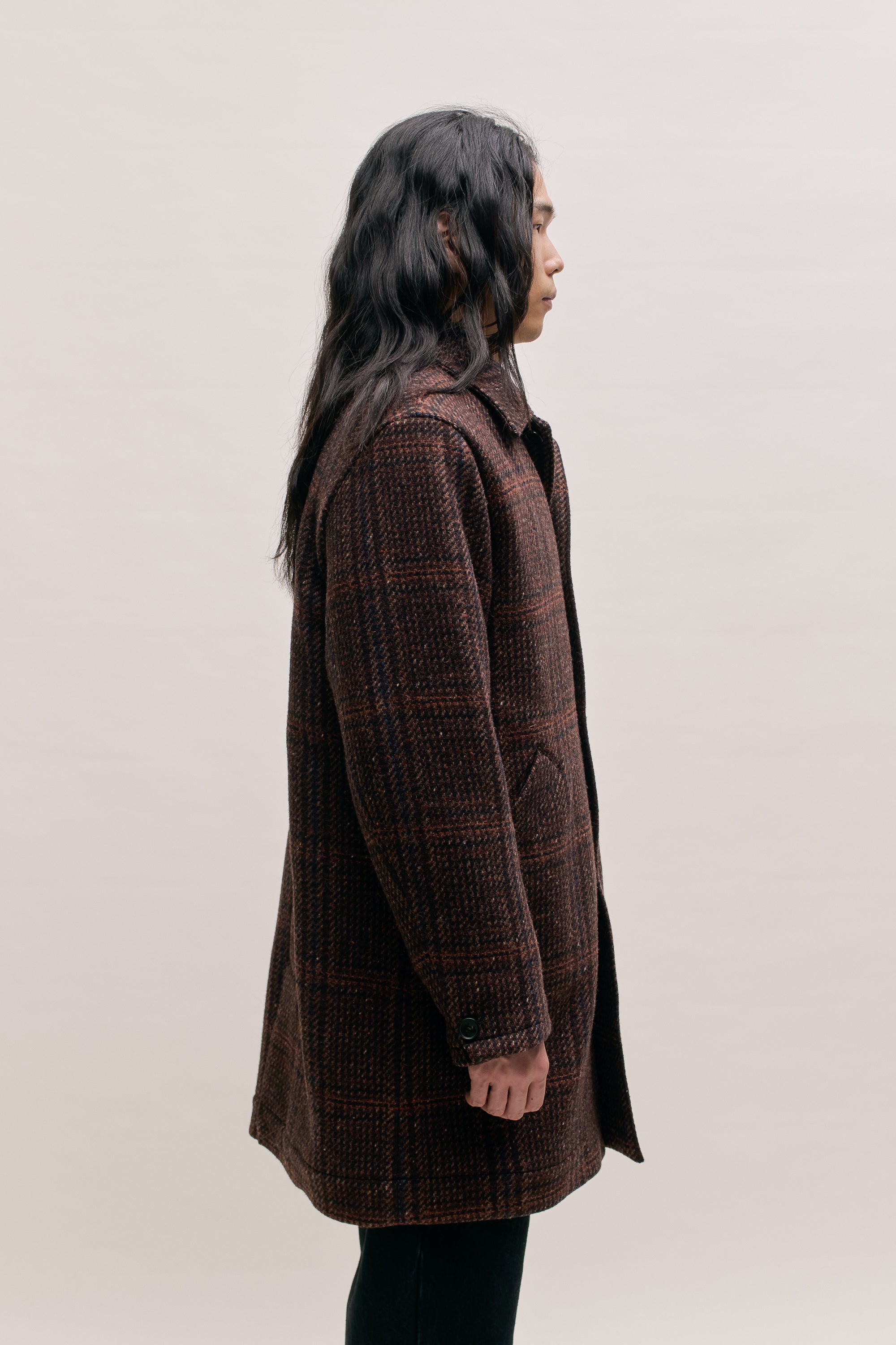 MANAS MAC – A KIND OF GUISE