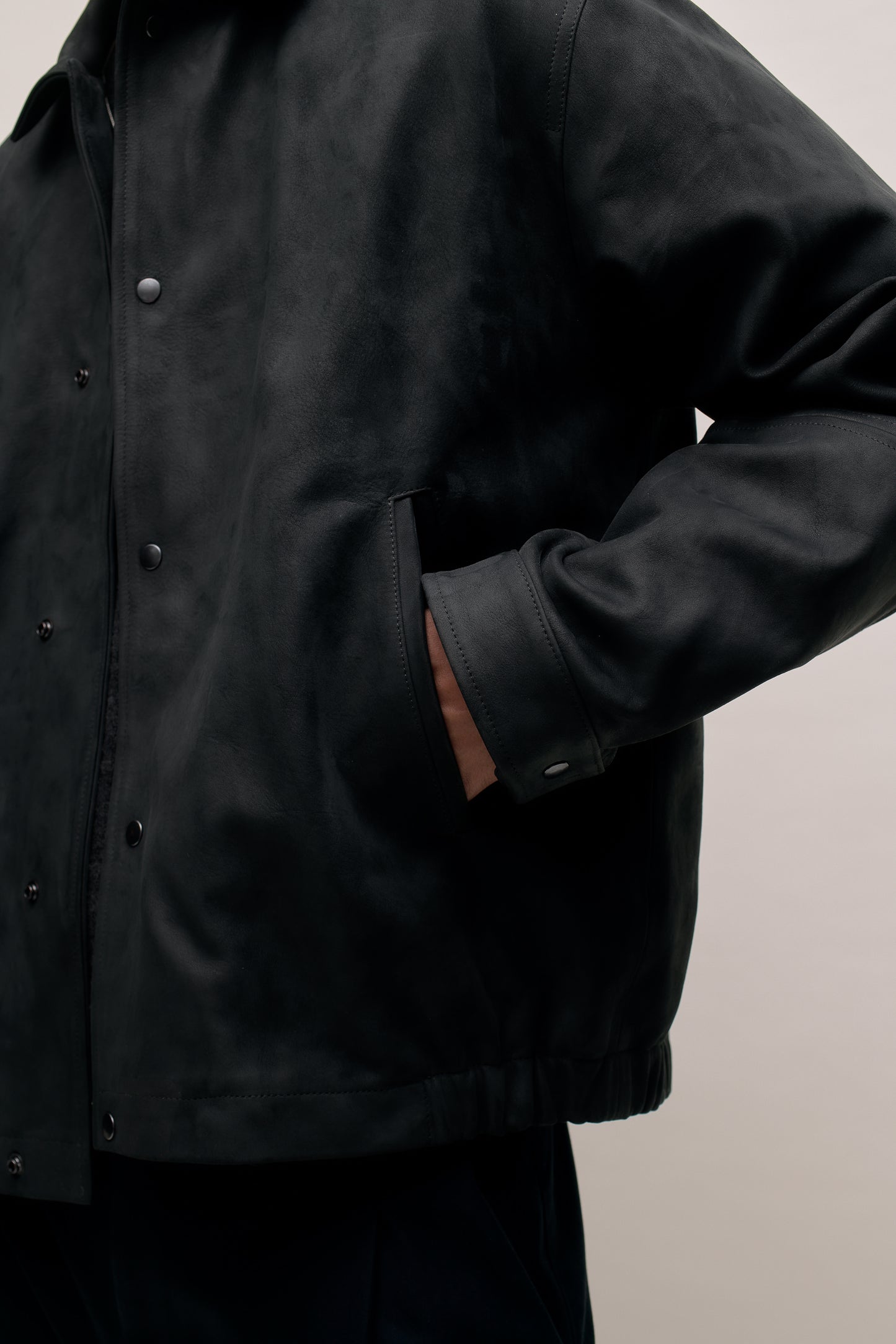 MANDAL LEATHERJACKET