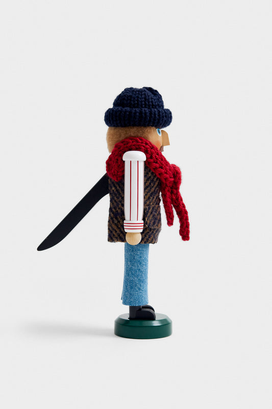 AKOG TAILORED NUTCRACKER