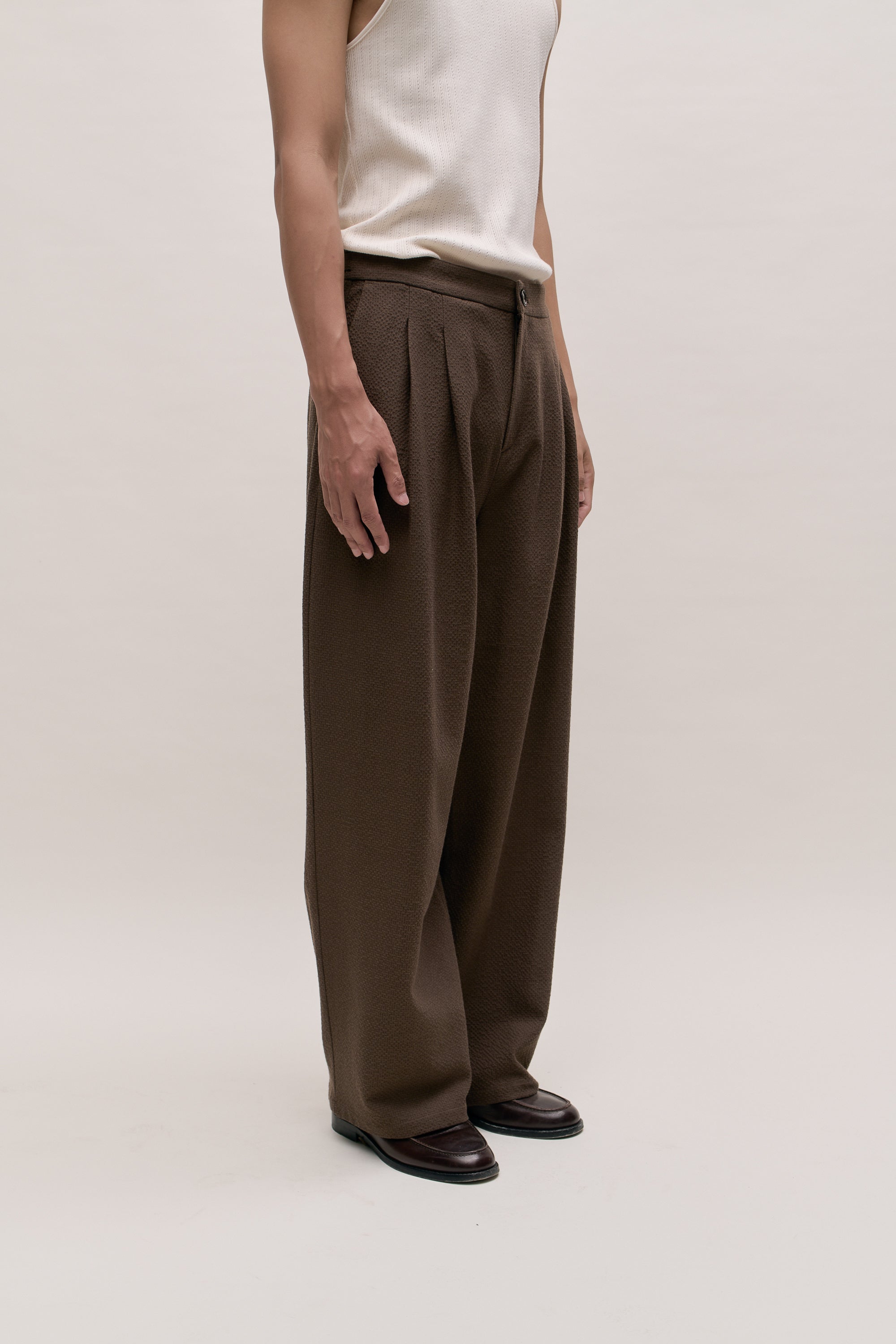 PIERO PANTS – A KIND OF GUISE