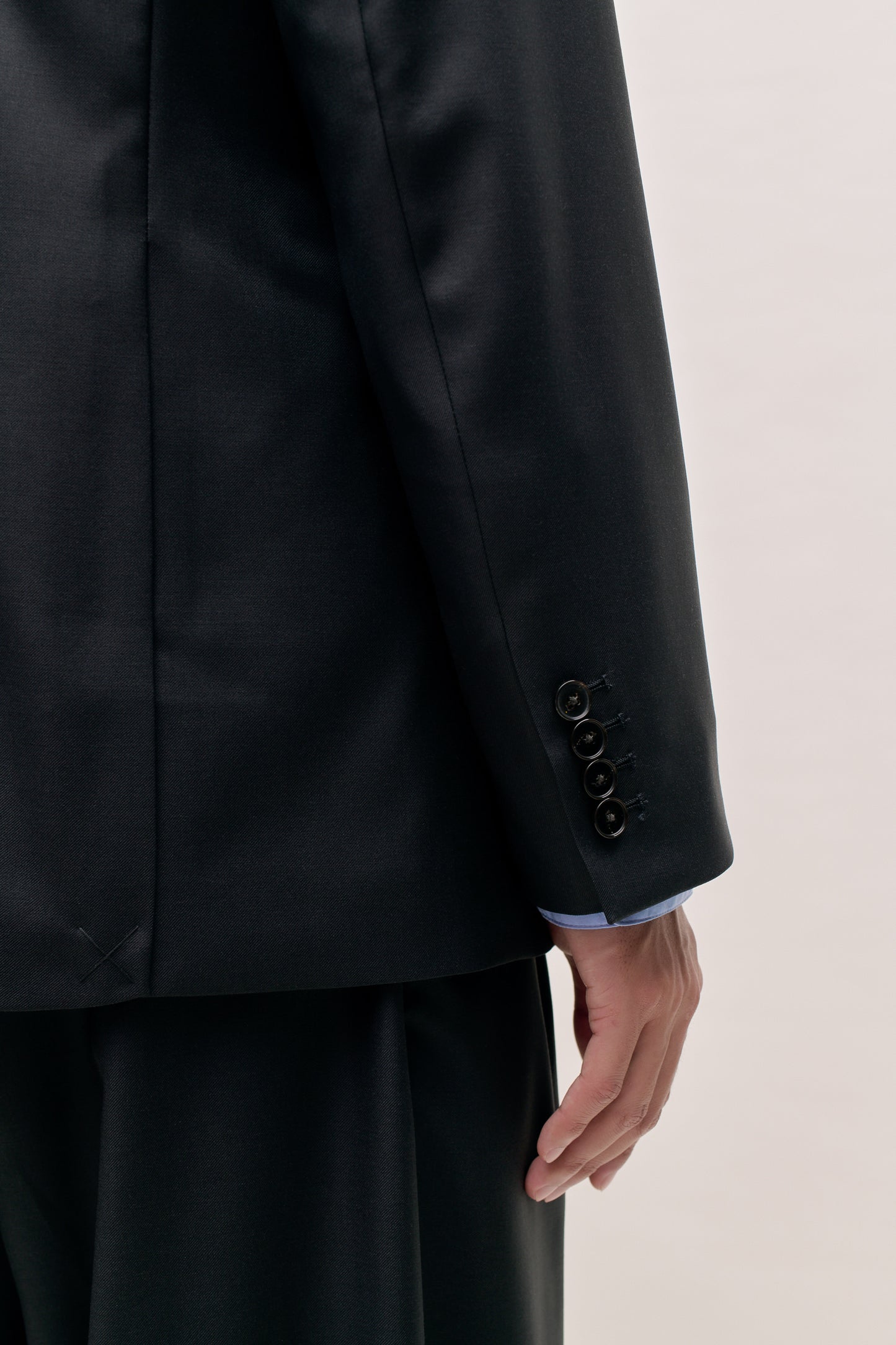 RELAXED DOUBLE-BUTTONED BLAZER