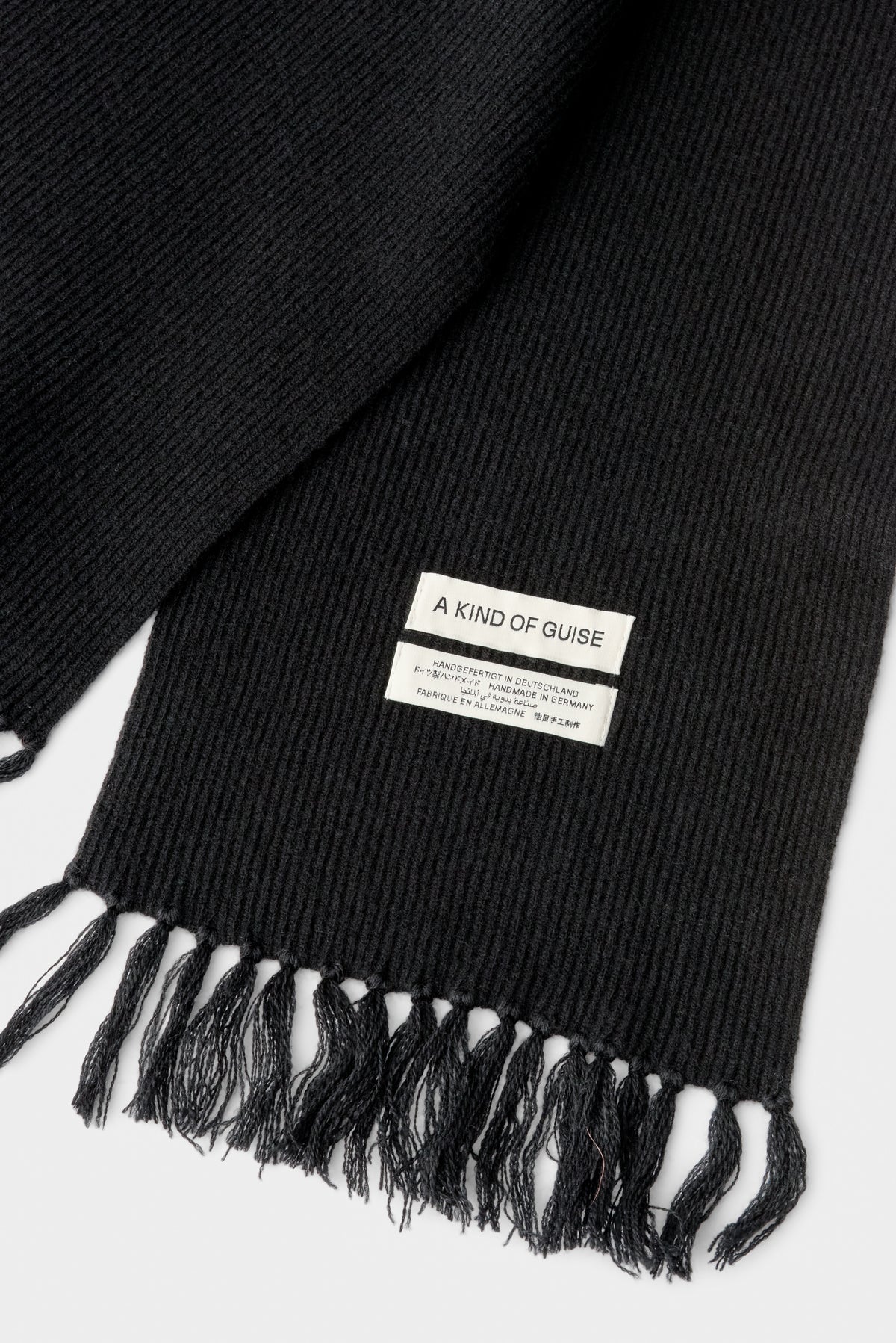 KAPOTI SCARF