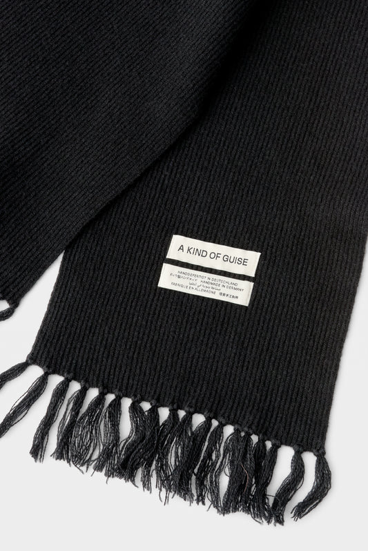 KAPOTI SCARF