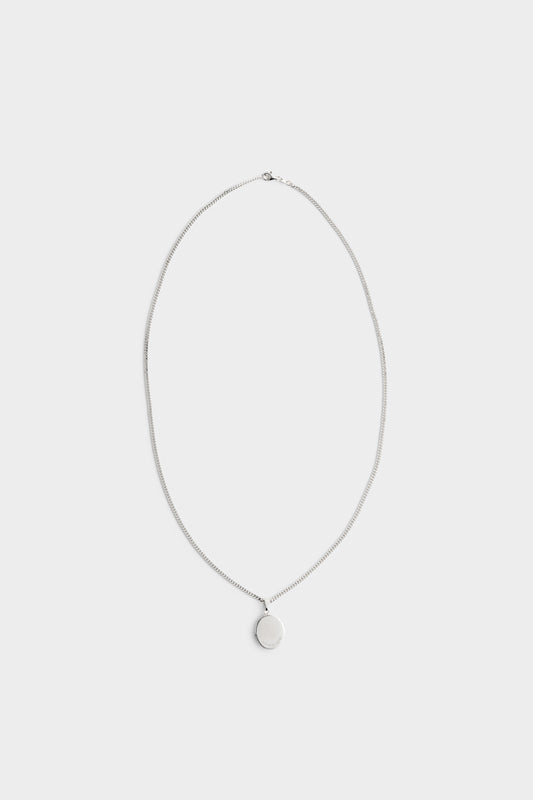 LARGE MEDALLION NECKLACE