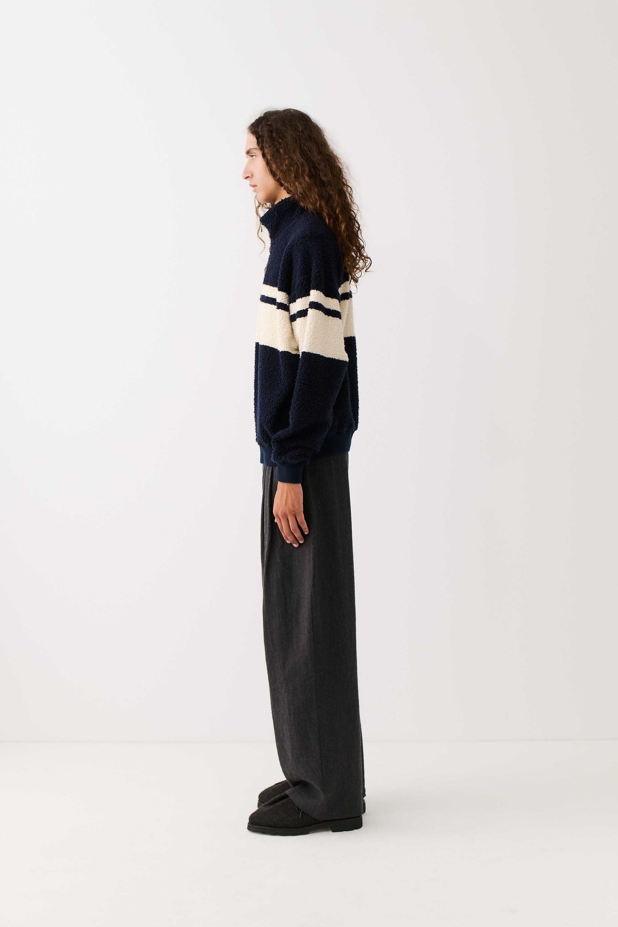 NOYAN ZIP SWEATER – A KIND OF GUISE