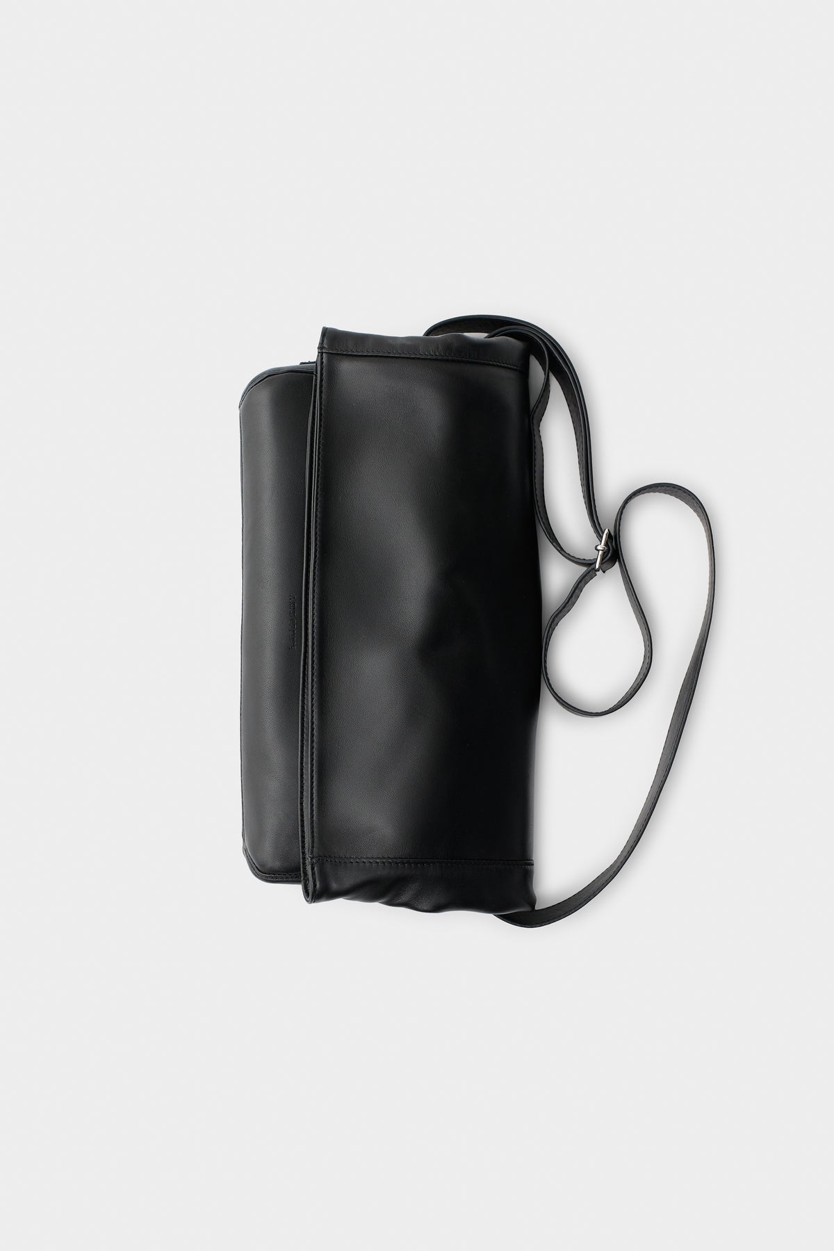 RUMO ROLLED BAG