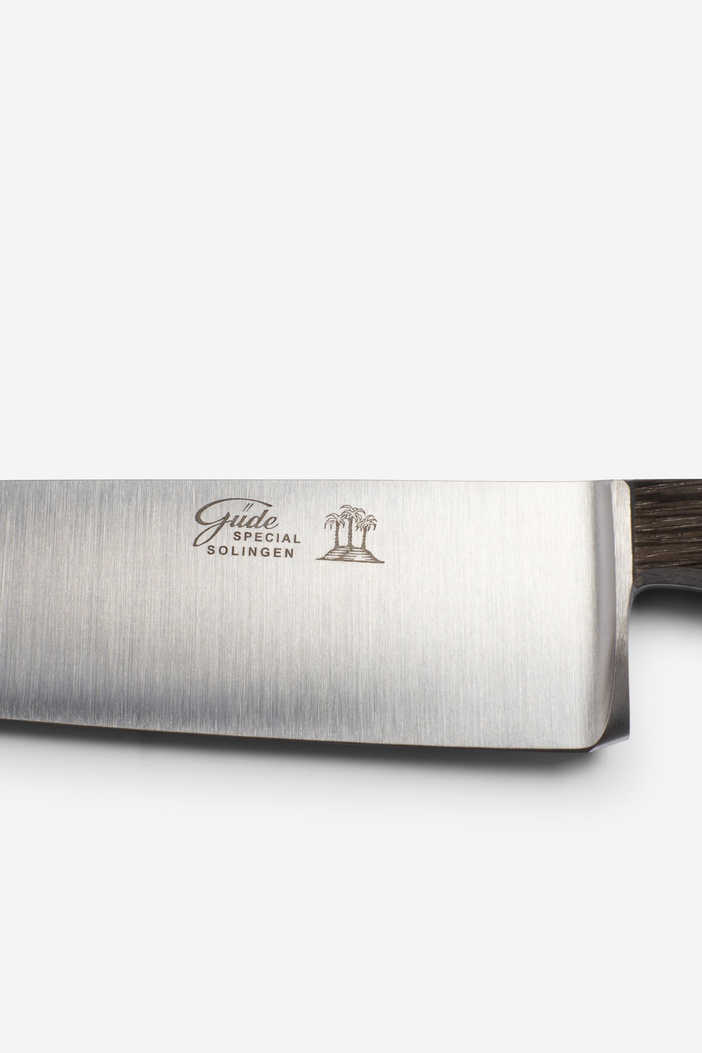 CHEF'S KNIFE