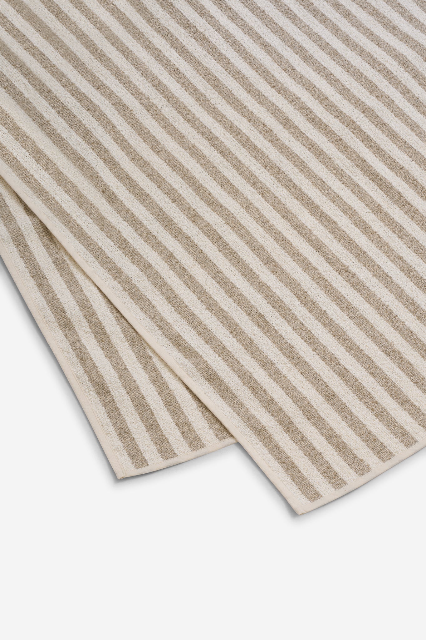 LINEN TOWEL