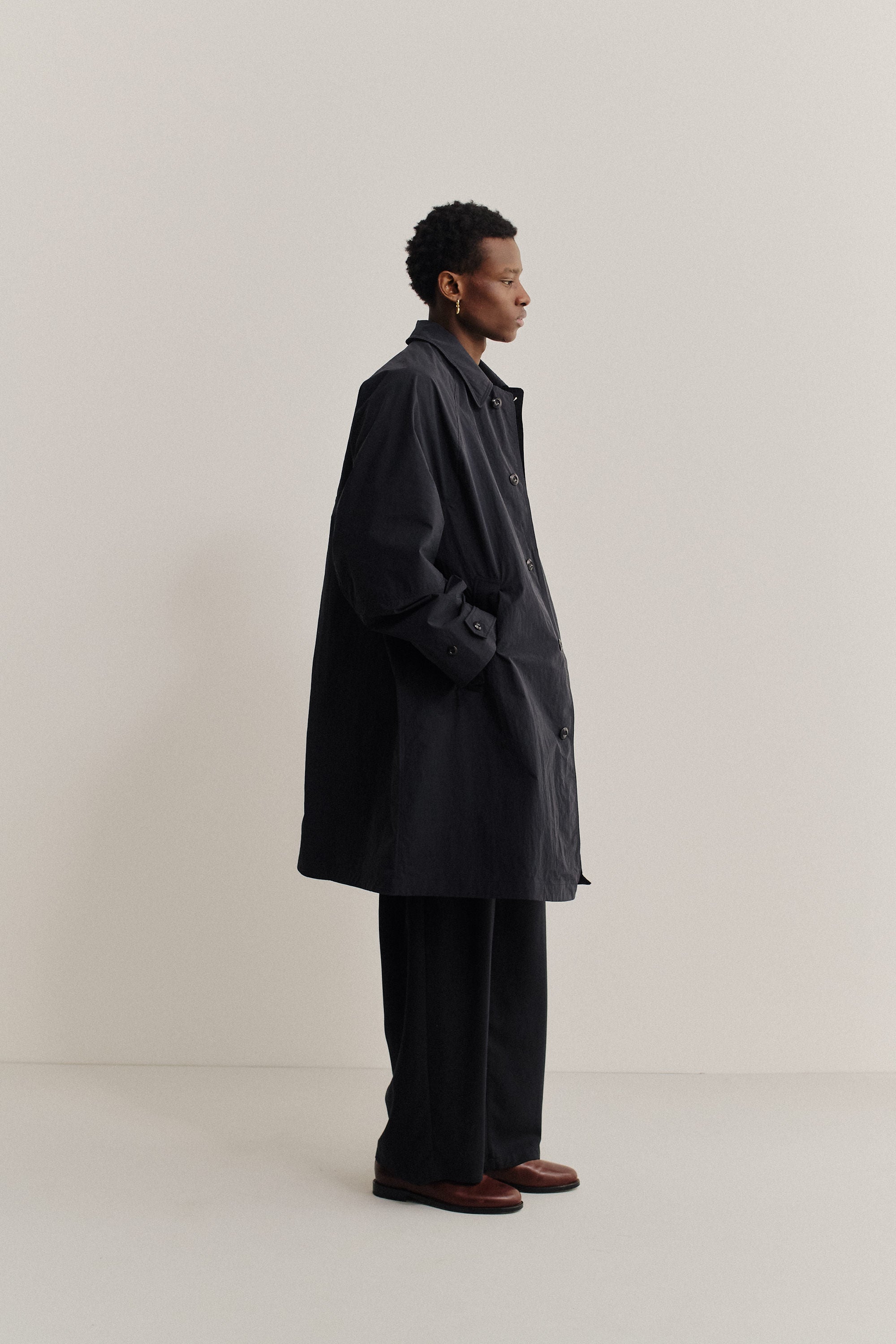 ジャケット・アウター MERAKA COTTON POLY REMOVABLE HOODED MAC SERRARA MAC – A KIND OF GUISE