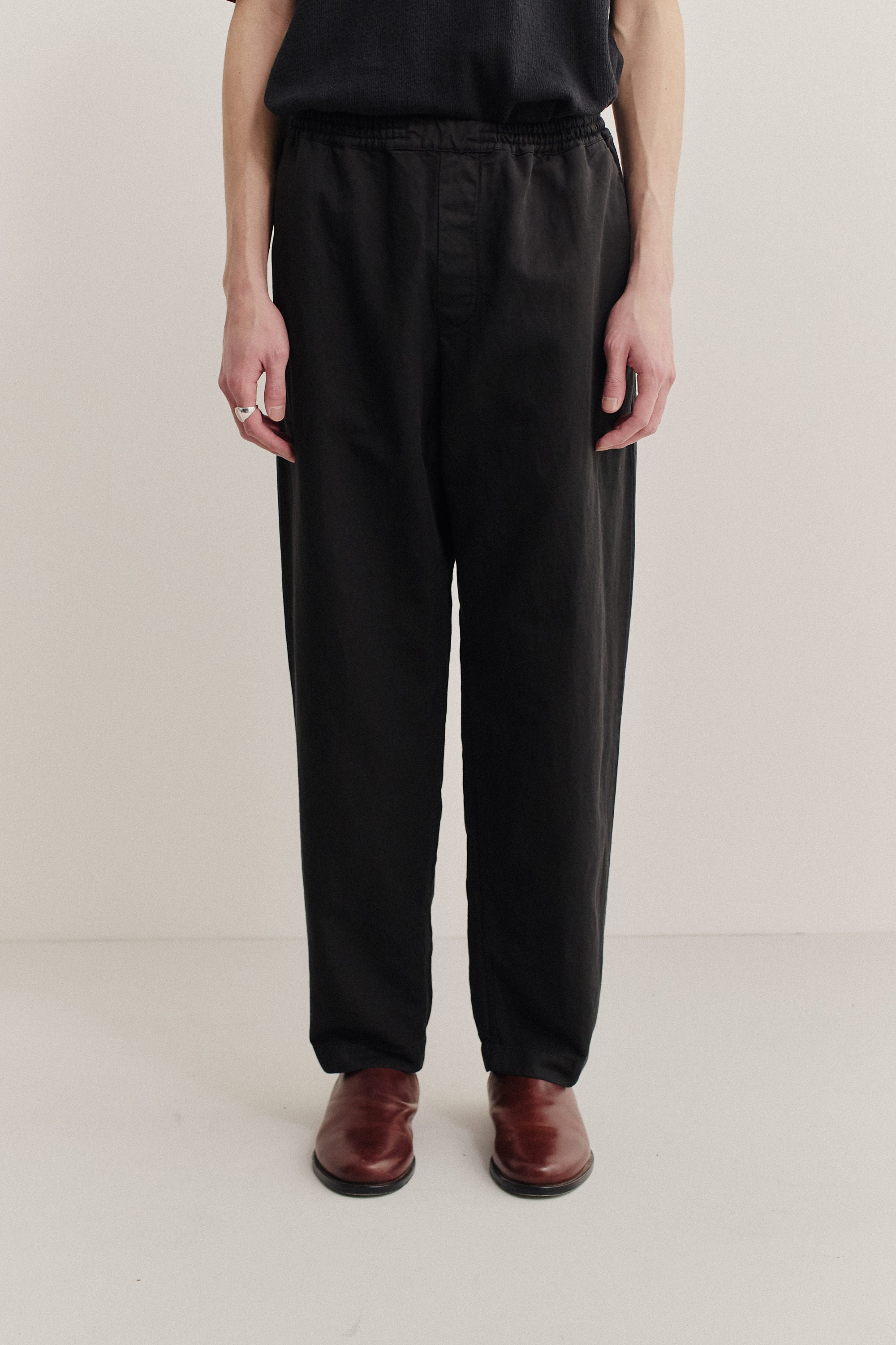Banasa Pants Trousers in 54% linen 46% cotton | A KIND OF GUISE