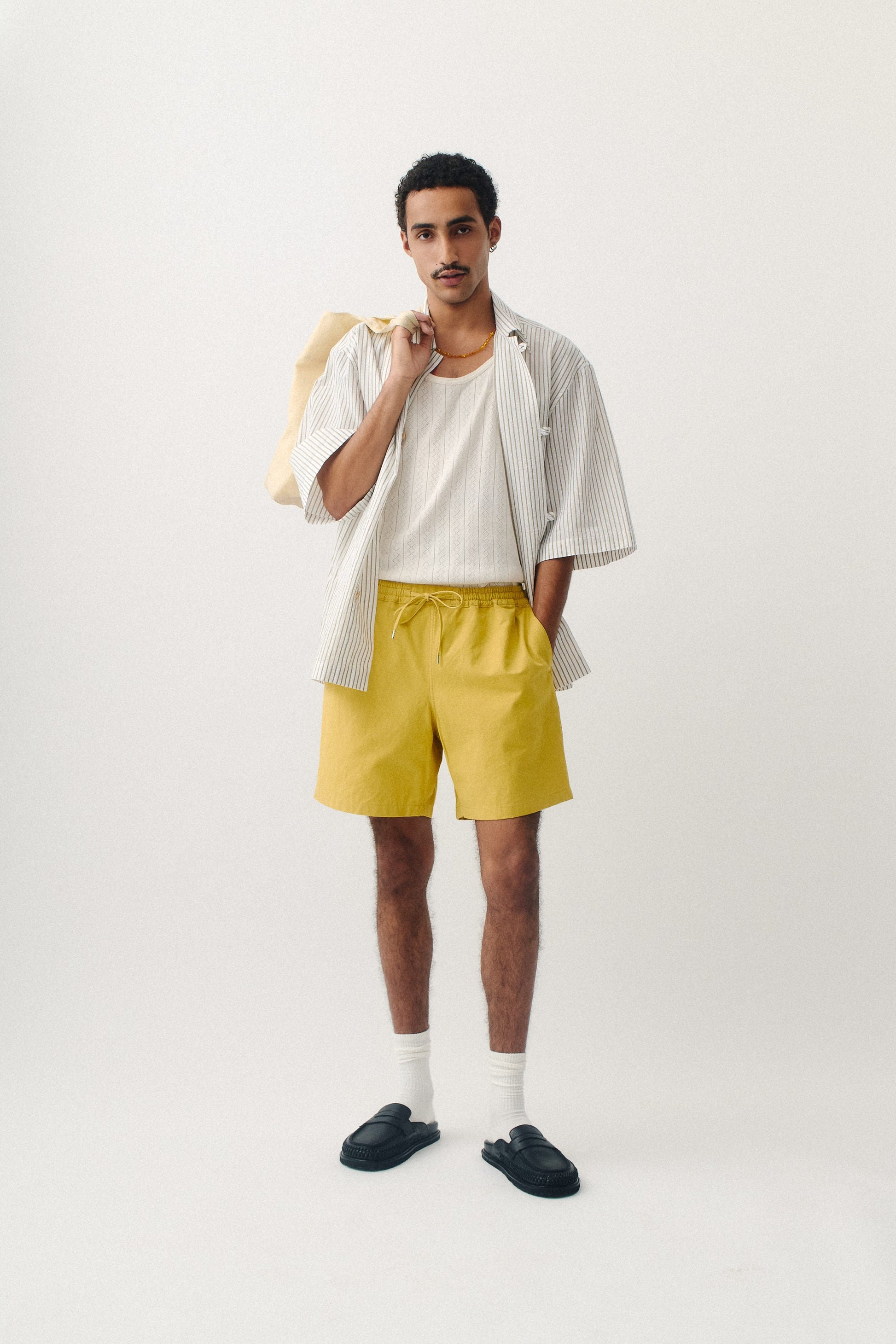 Volta Shorts Sunny Dry Mustard