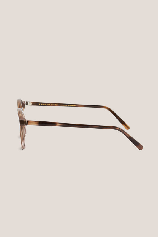 Unisex accessories sunglasses, Palermo Grande, brown tortoiseshell acetate, thick square frames, Carl Zeiss® lenses.
