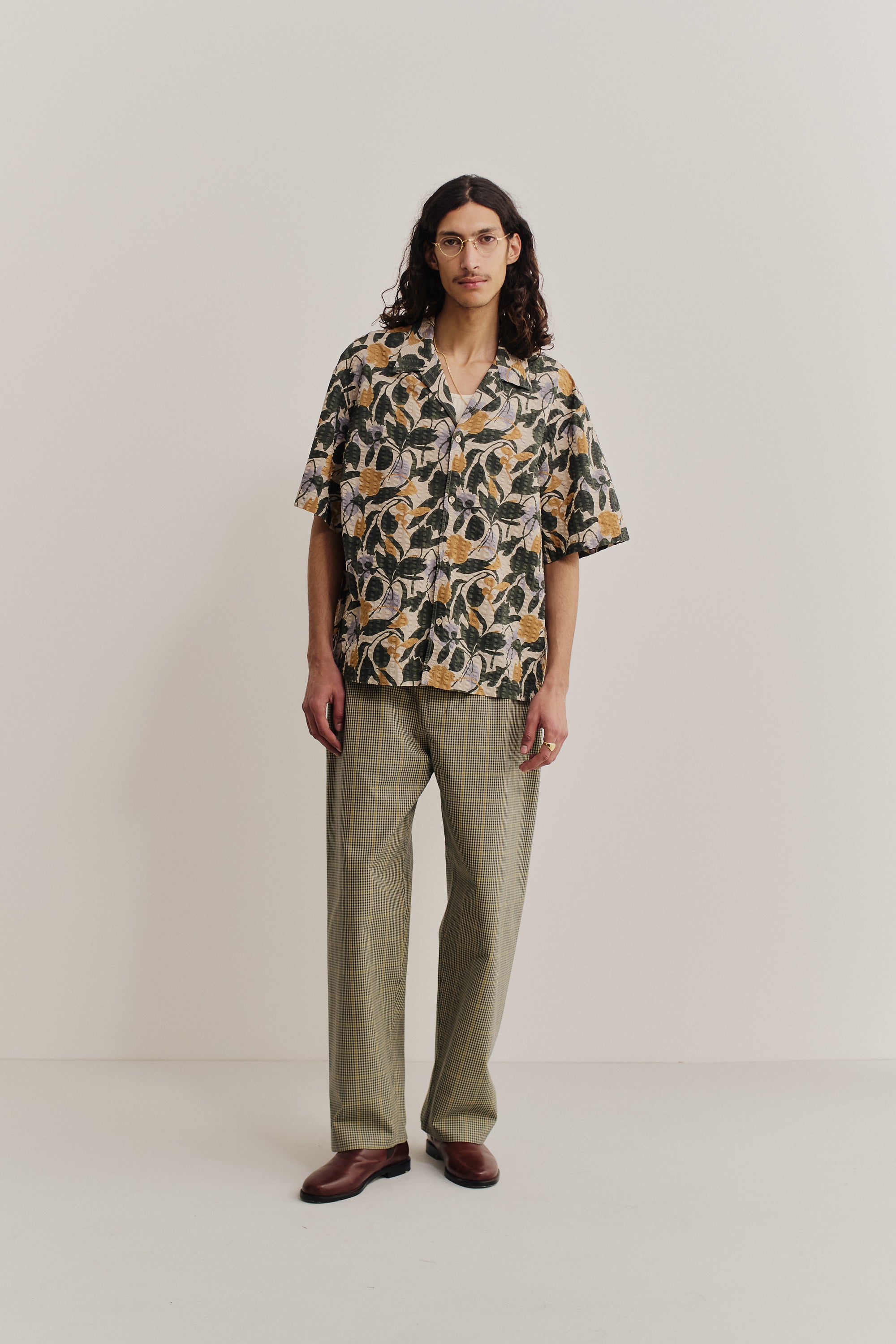 【キャメル（25）】【CMMN SWDN/コモン スウェーデン】Floral SHIRTS DPTO — CMMN SWDN
