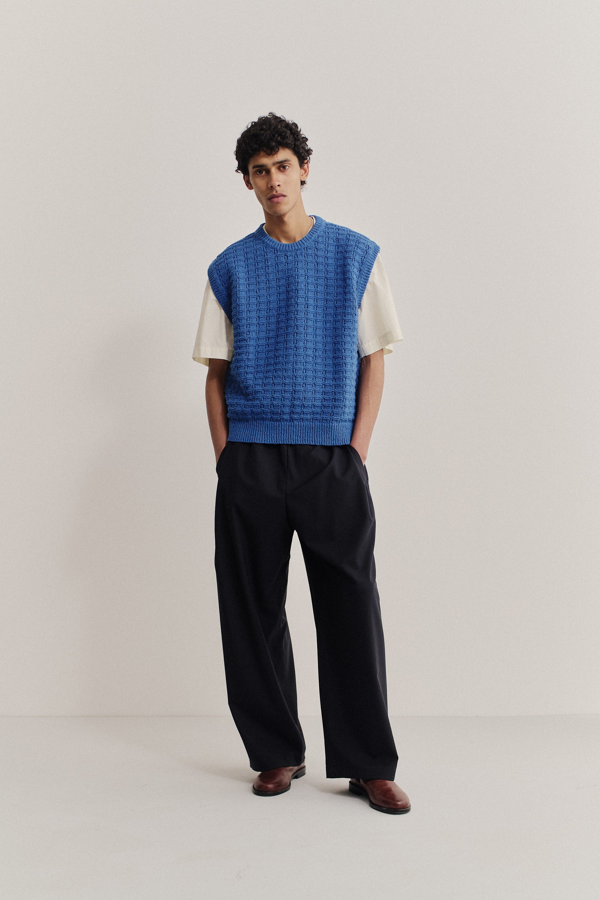 TEMBE KNIT VEST A KIND OF GUISE TEMBE KNIT VEST A KIND OF GUISE
