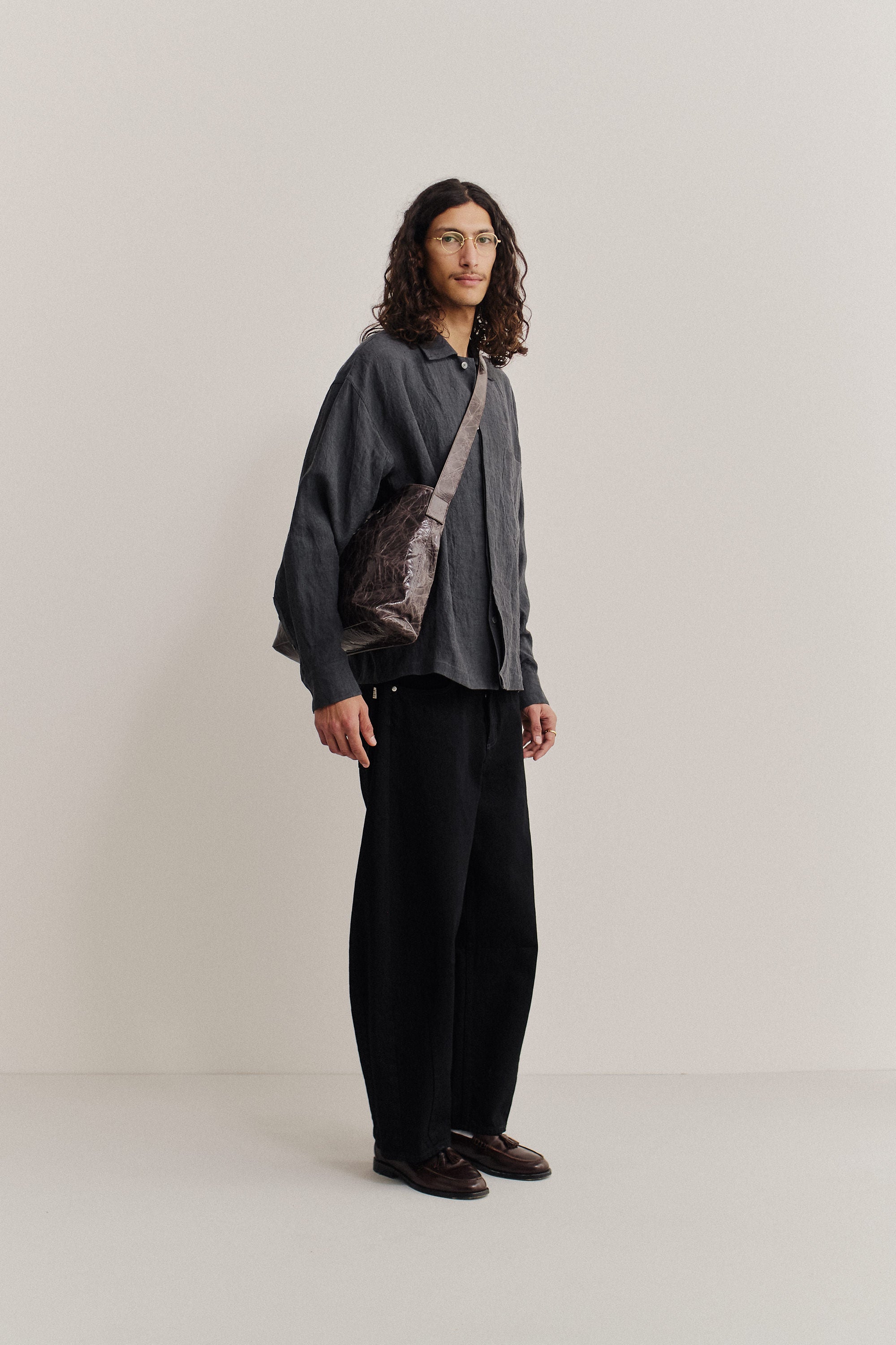 BAGS – A KIND OF GUISE