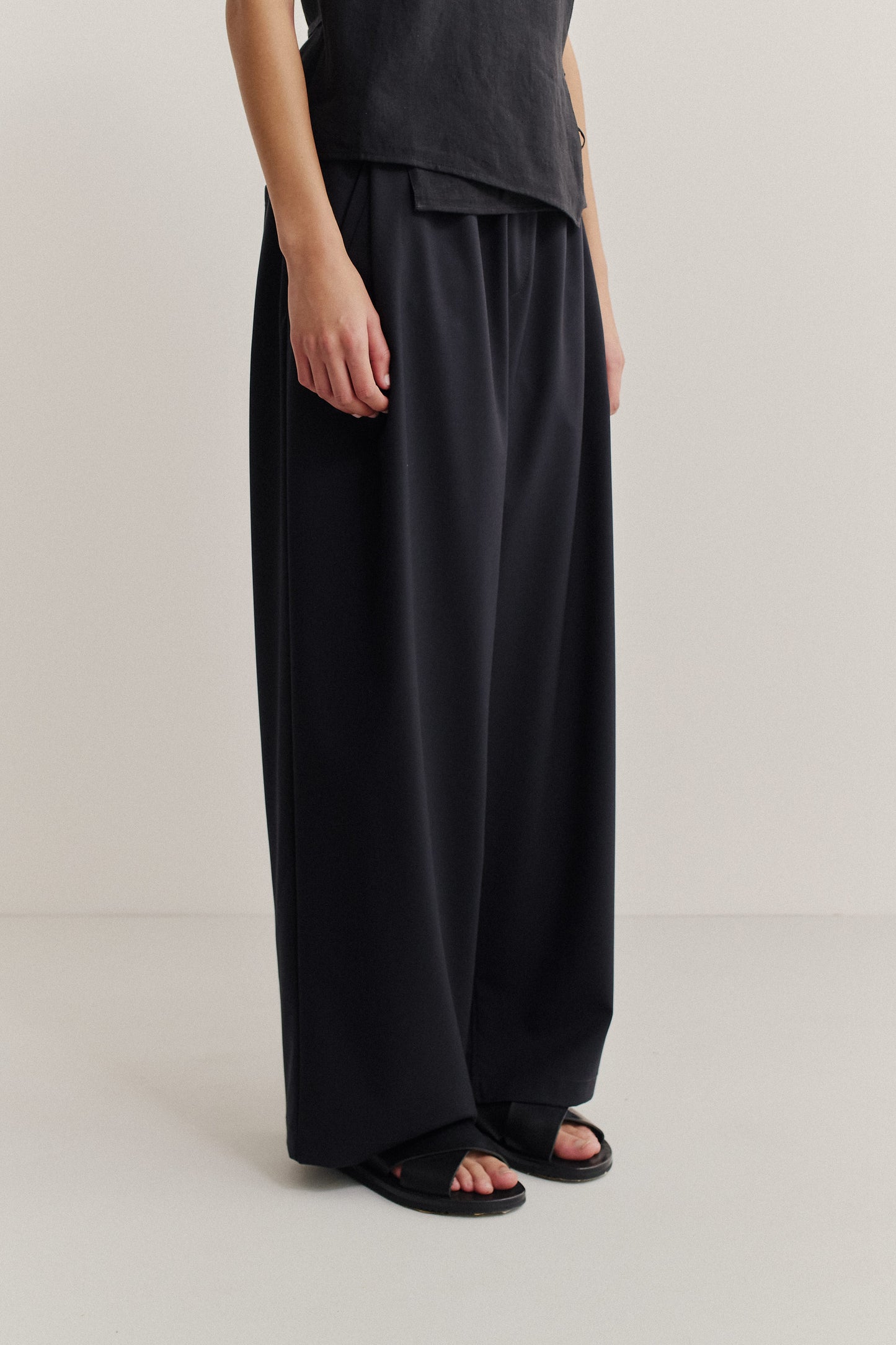 WEWA WIDE TROUSERS