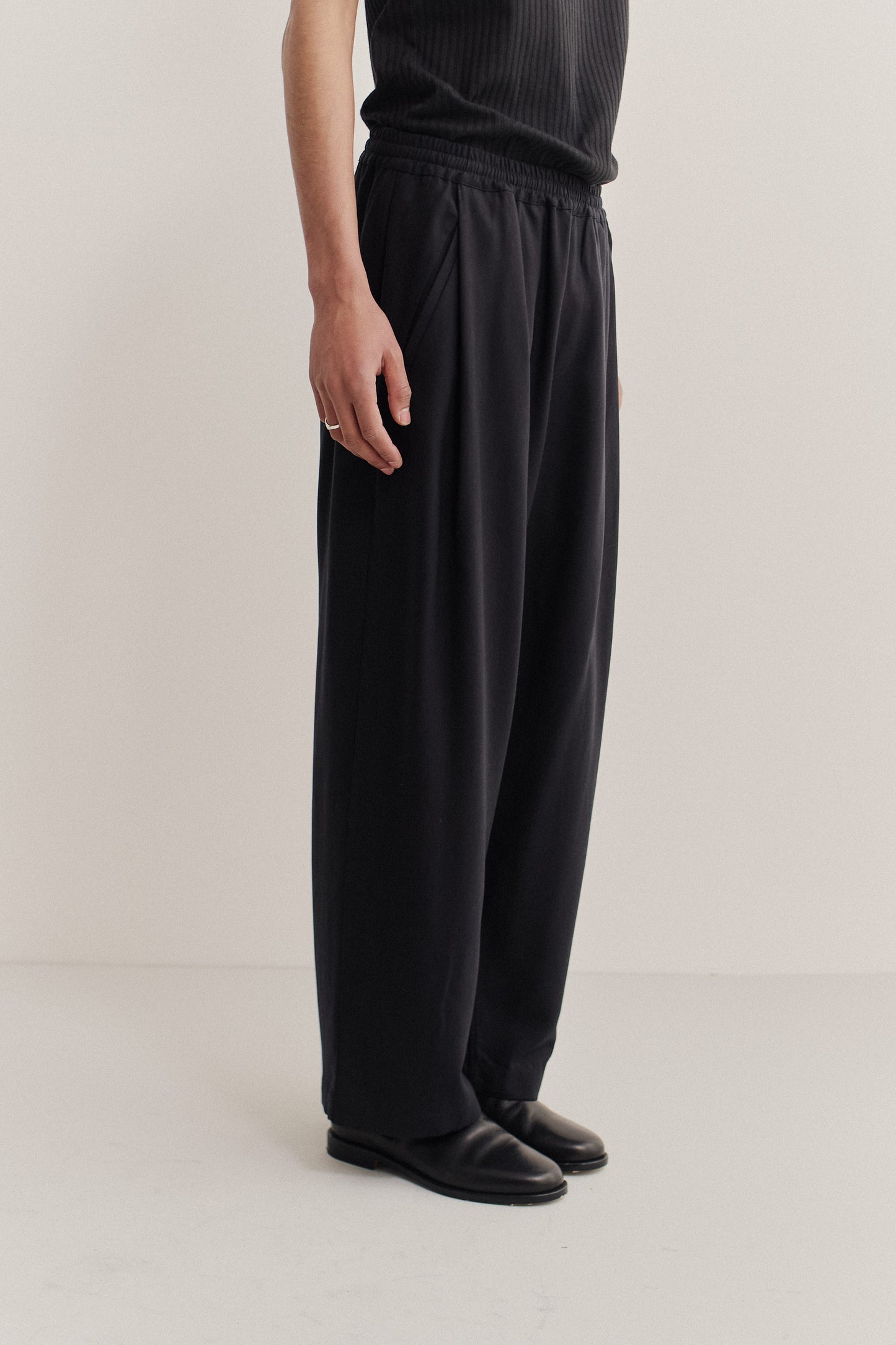 WEWA WIDE TROUSERS