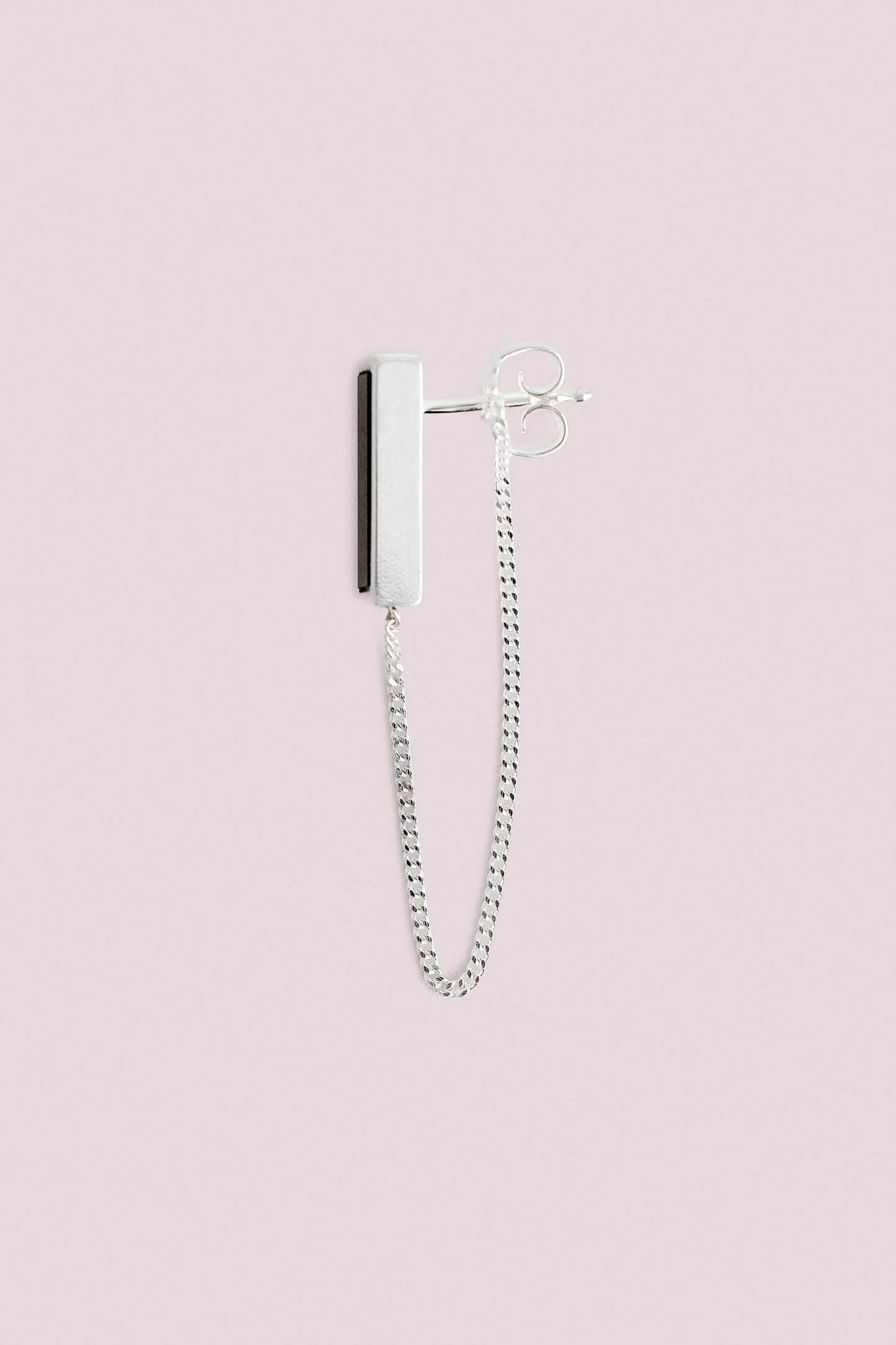 BAR CHAIN STUD