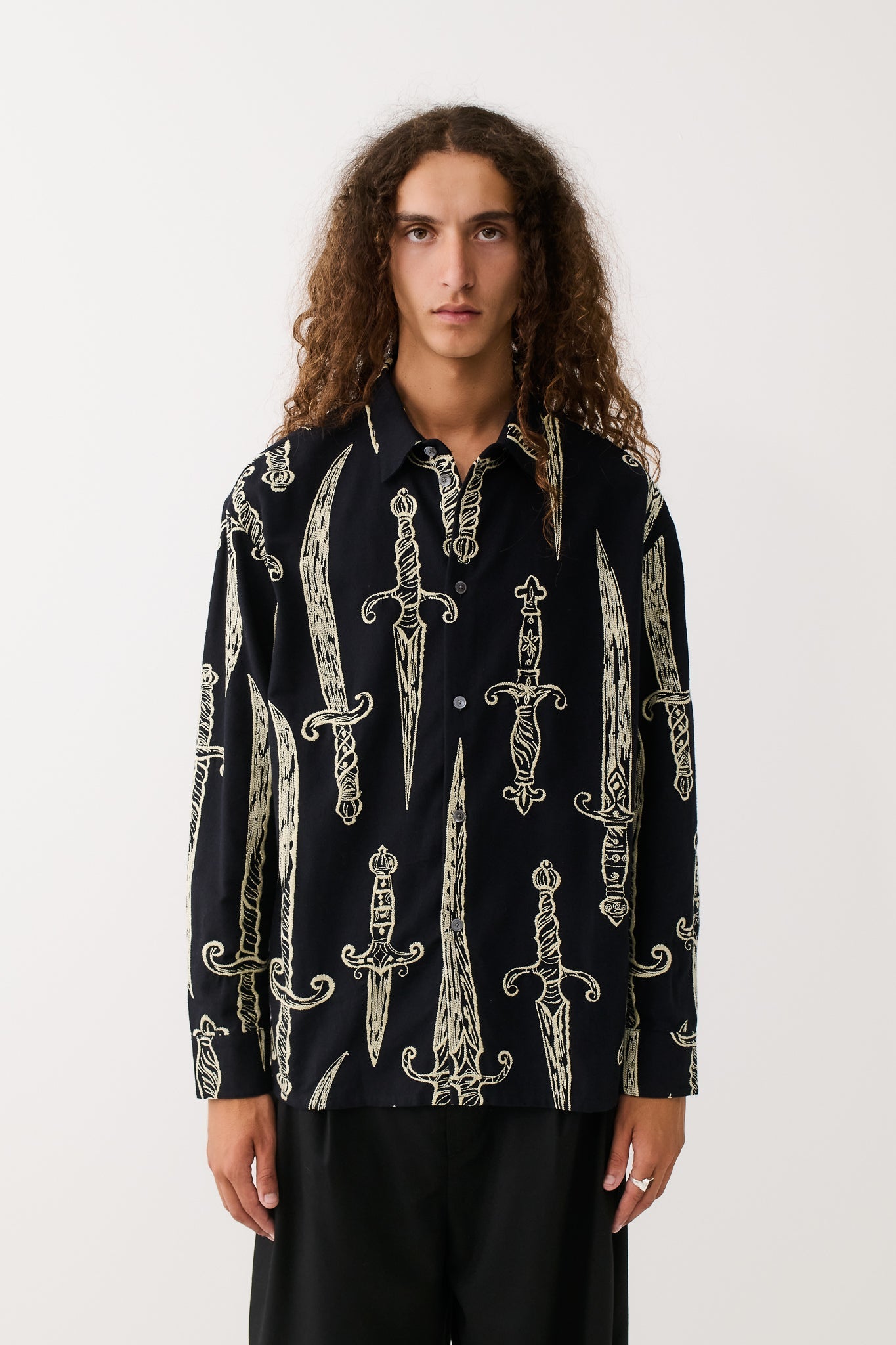 Derbin Shirt Black Swords