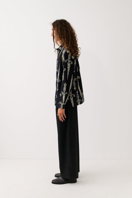 Derbin Shirt Black Swords
