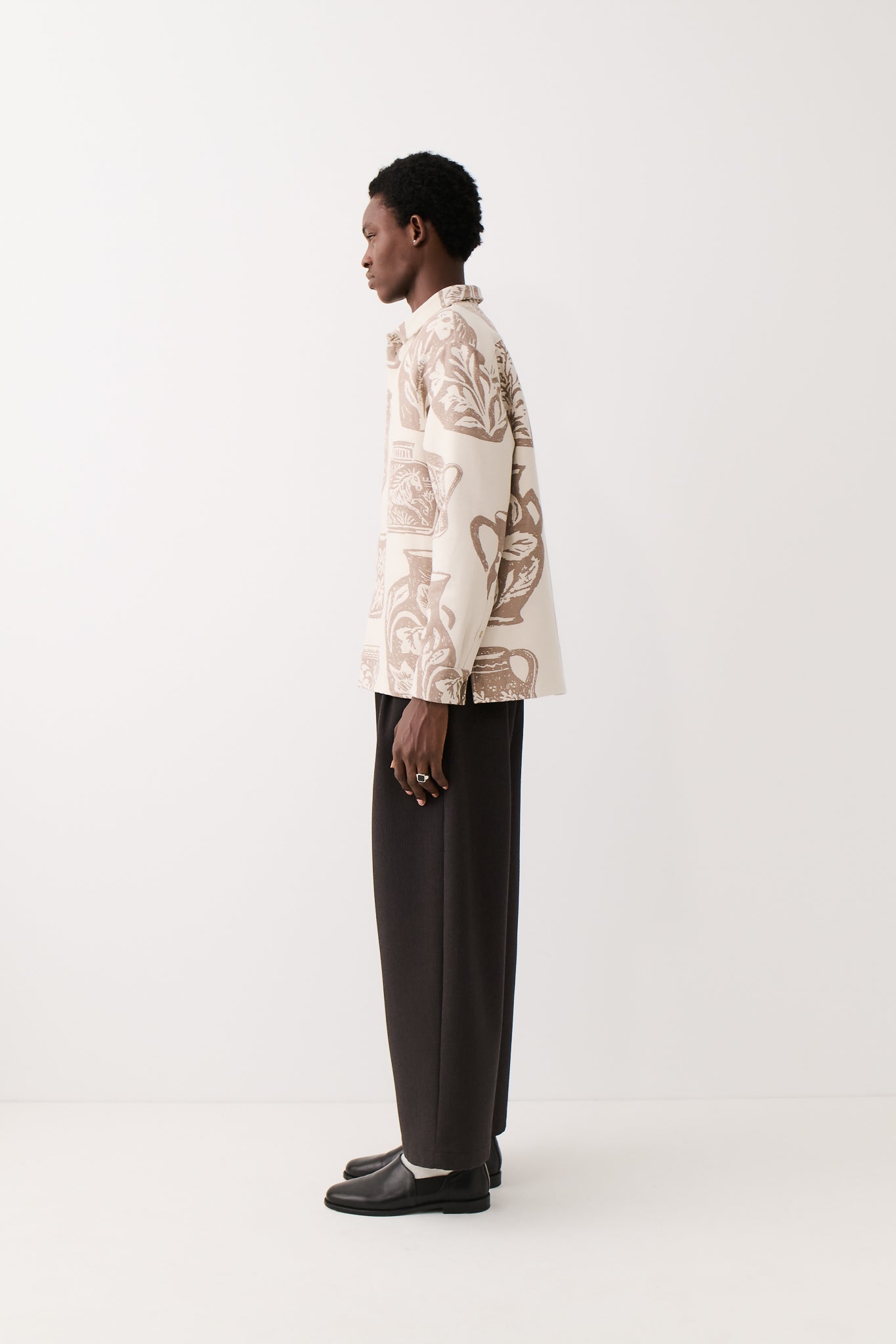 Derbin Shirt Light Vase Theory
