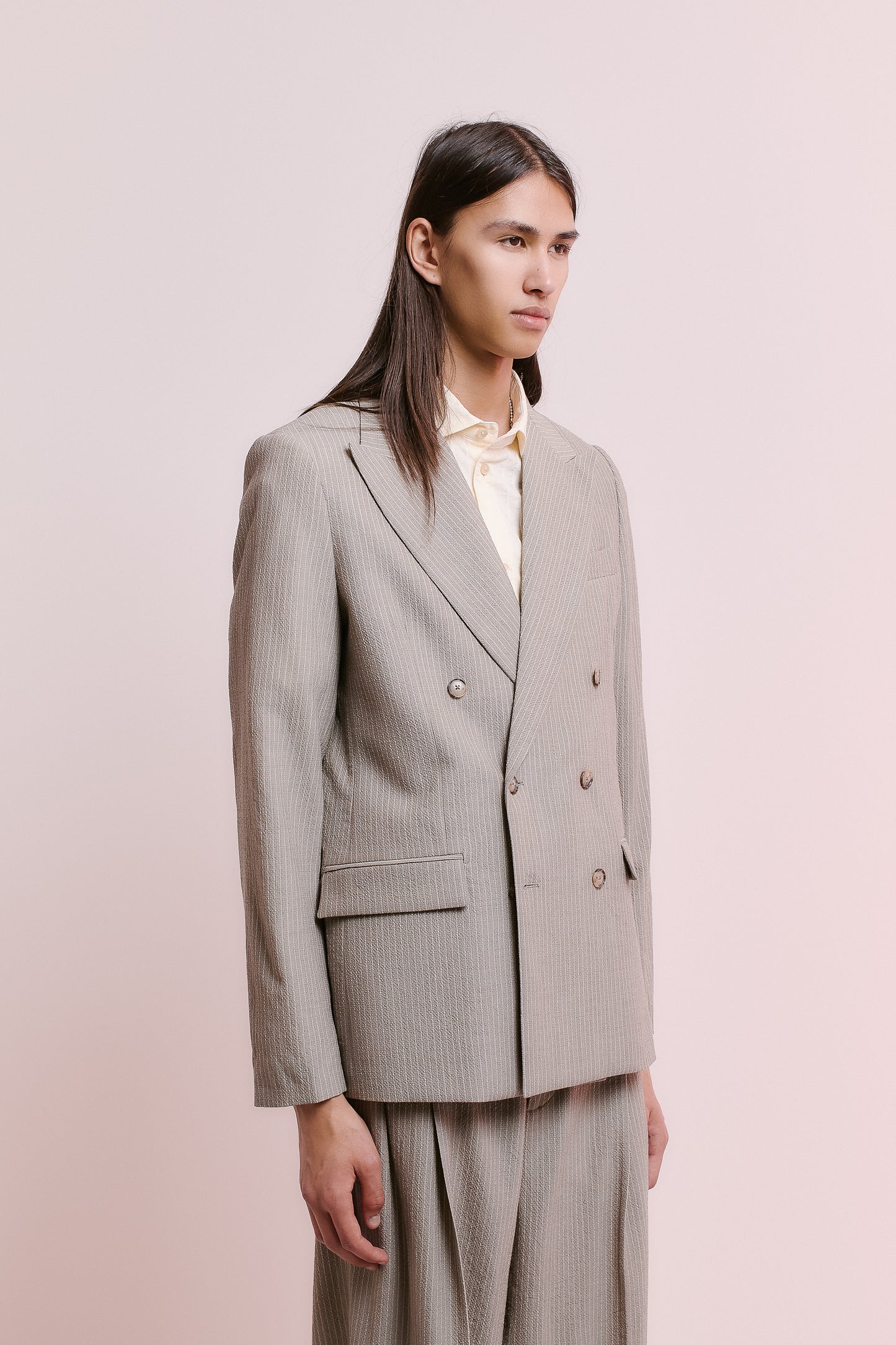 DOUBLE BREASTED PEAK BLAZER