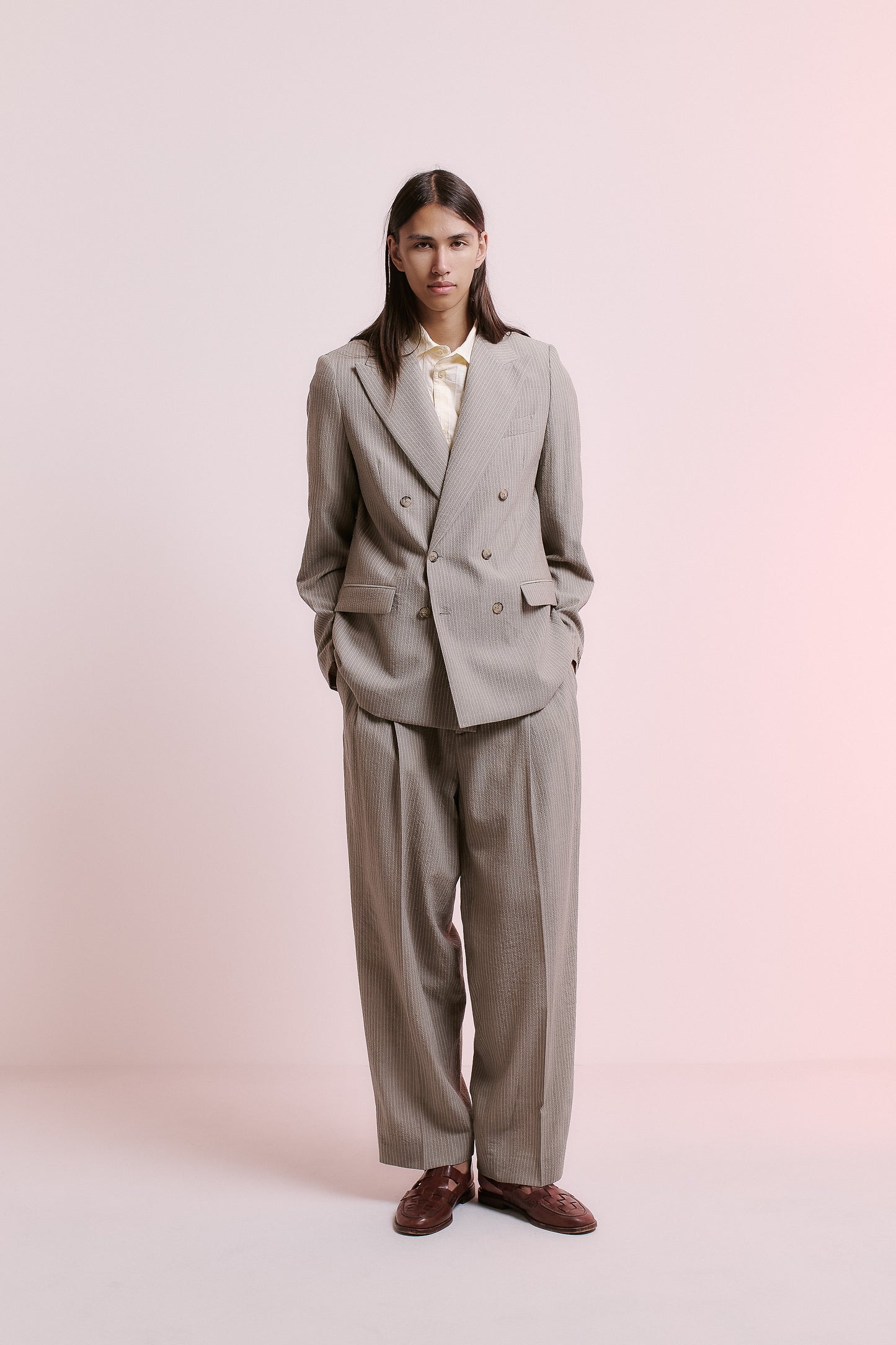 DOUBLE BREASTED PEAK BLAZER