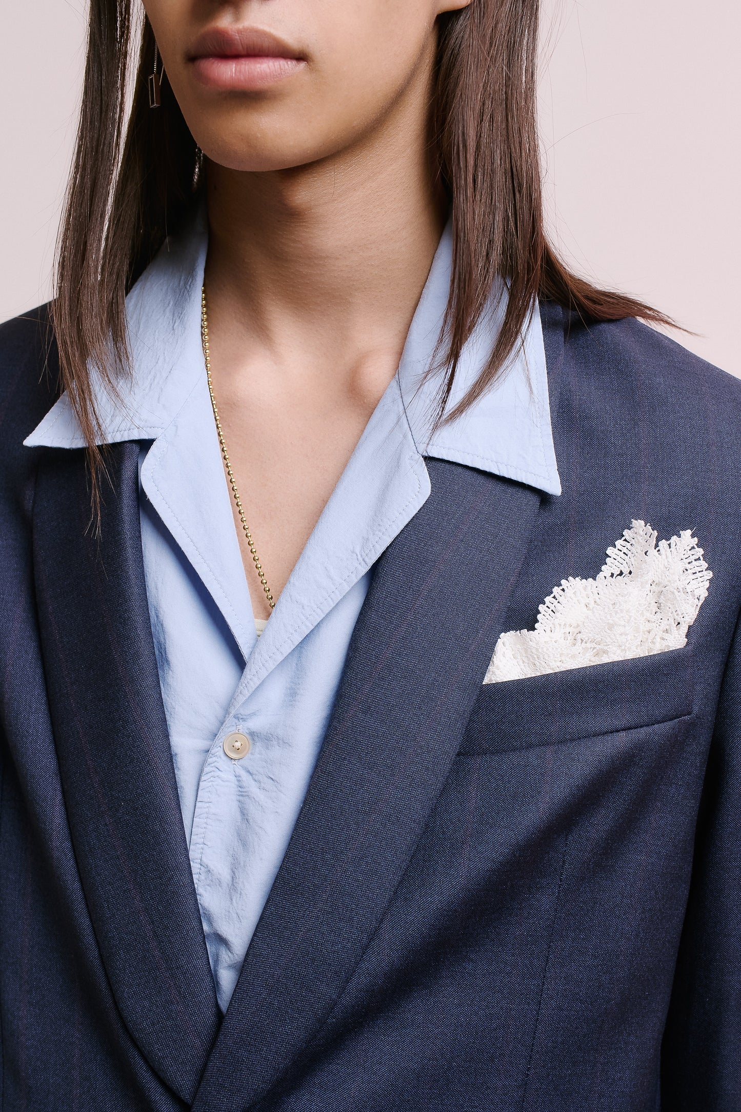 LACED POCKET SQUARE