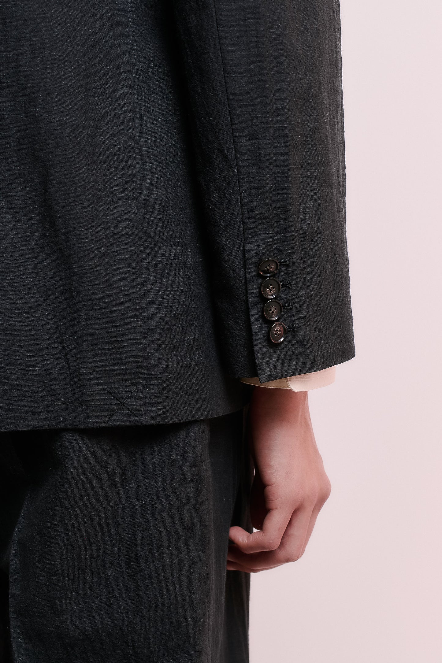 RELAXED DOUBLE BUTTONED BLAZER