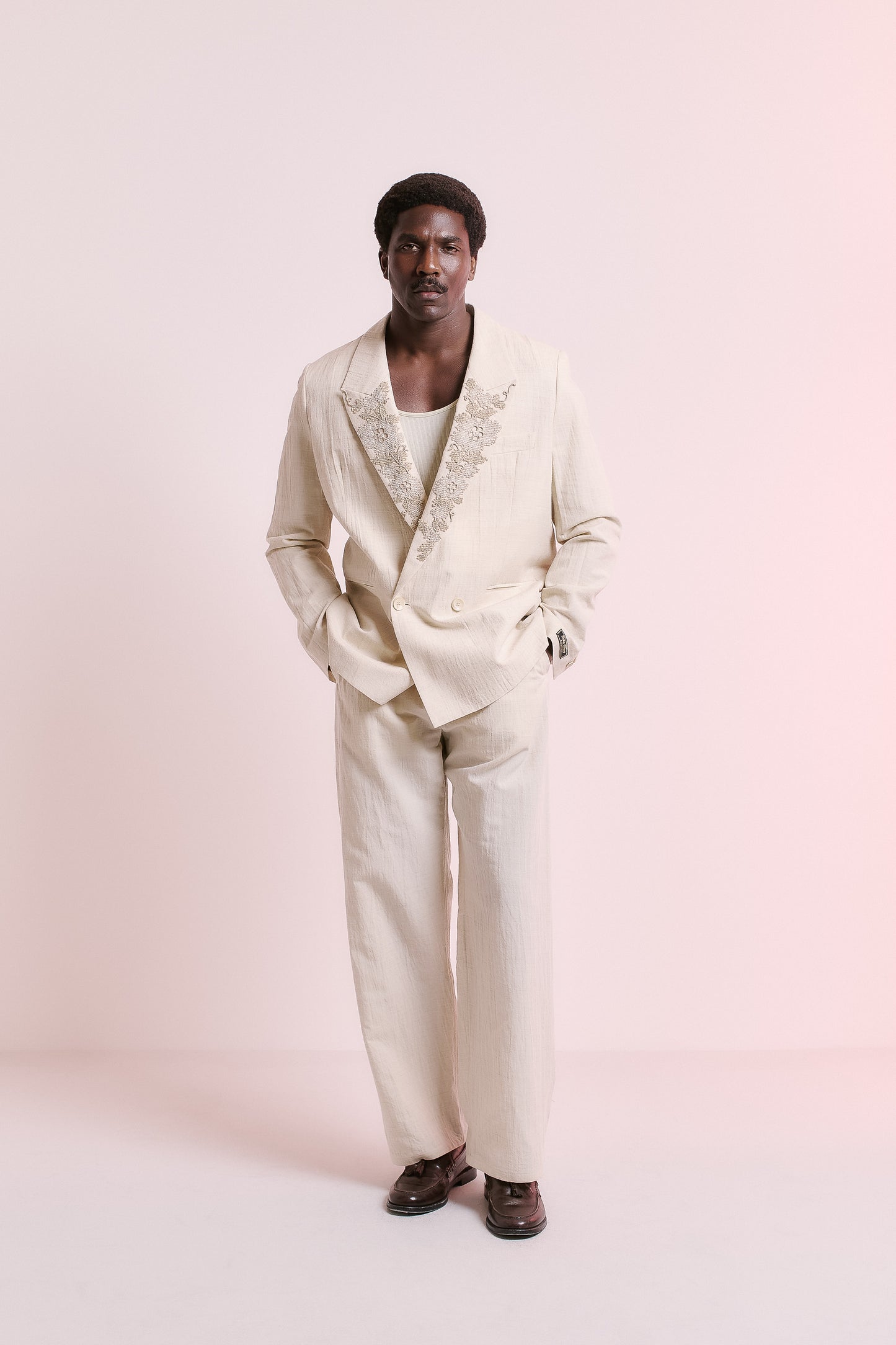 RELAXED DOUBLE BUTTONED BLAZER