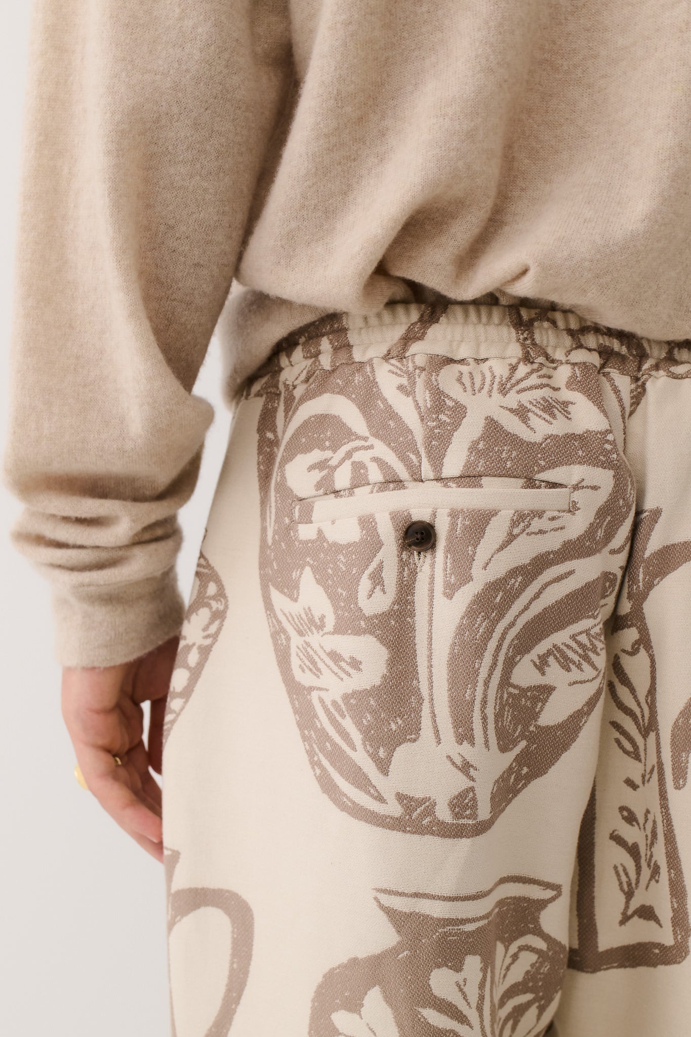 Samurai Trousers Light Vase Theory