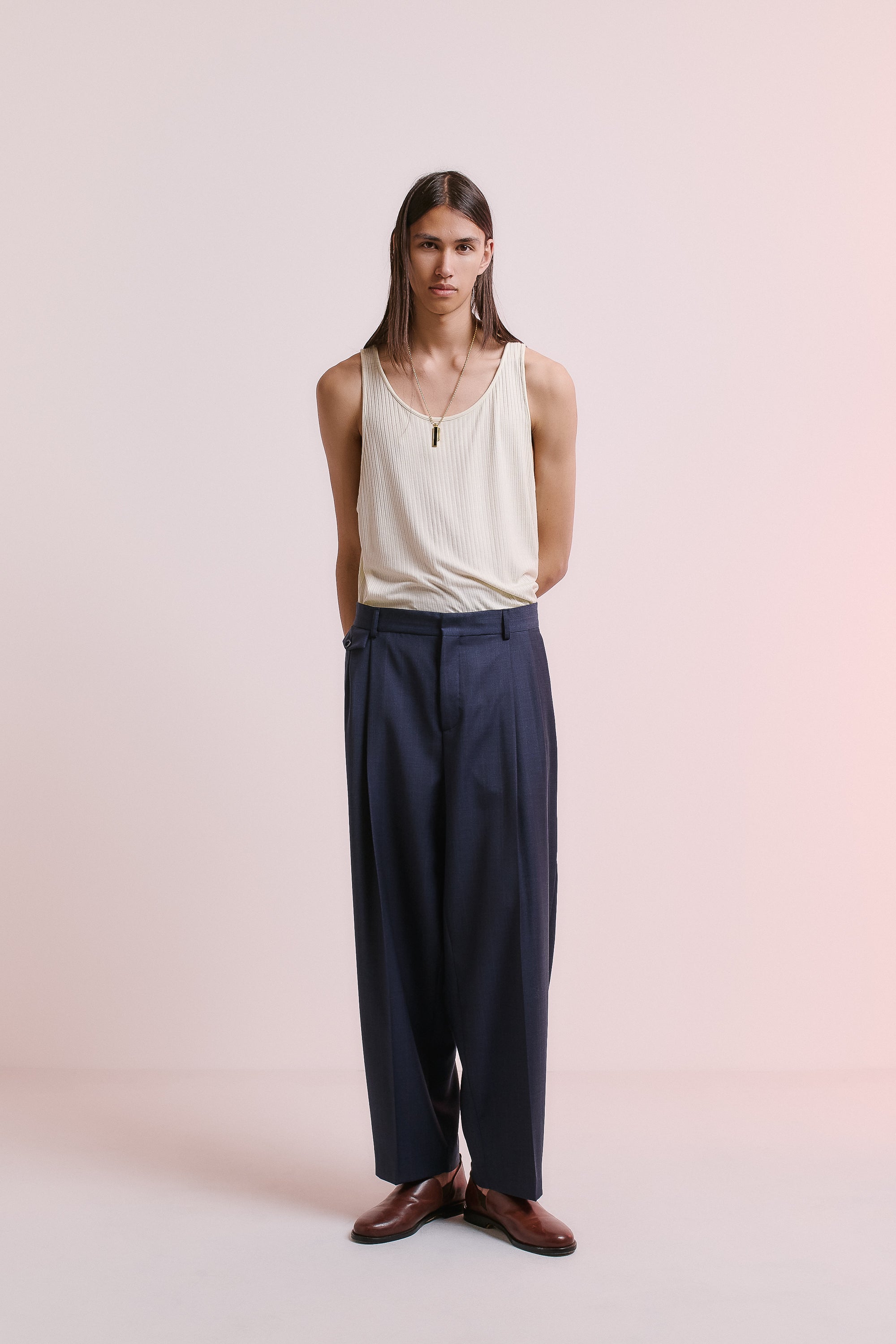 TAILORED TULIP TROUSERS – A KIND OF GUISE