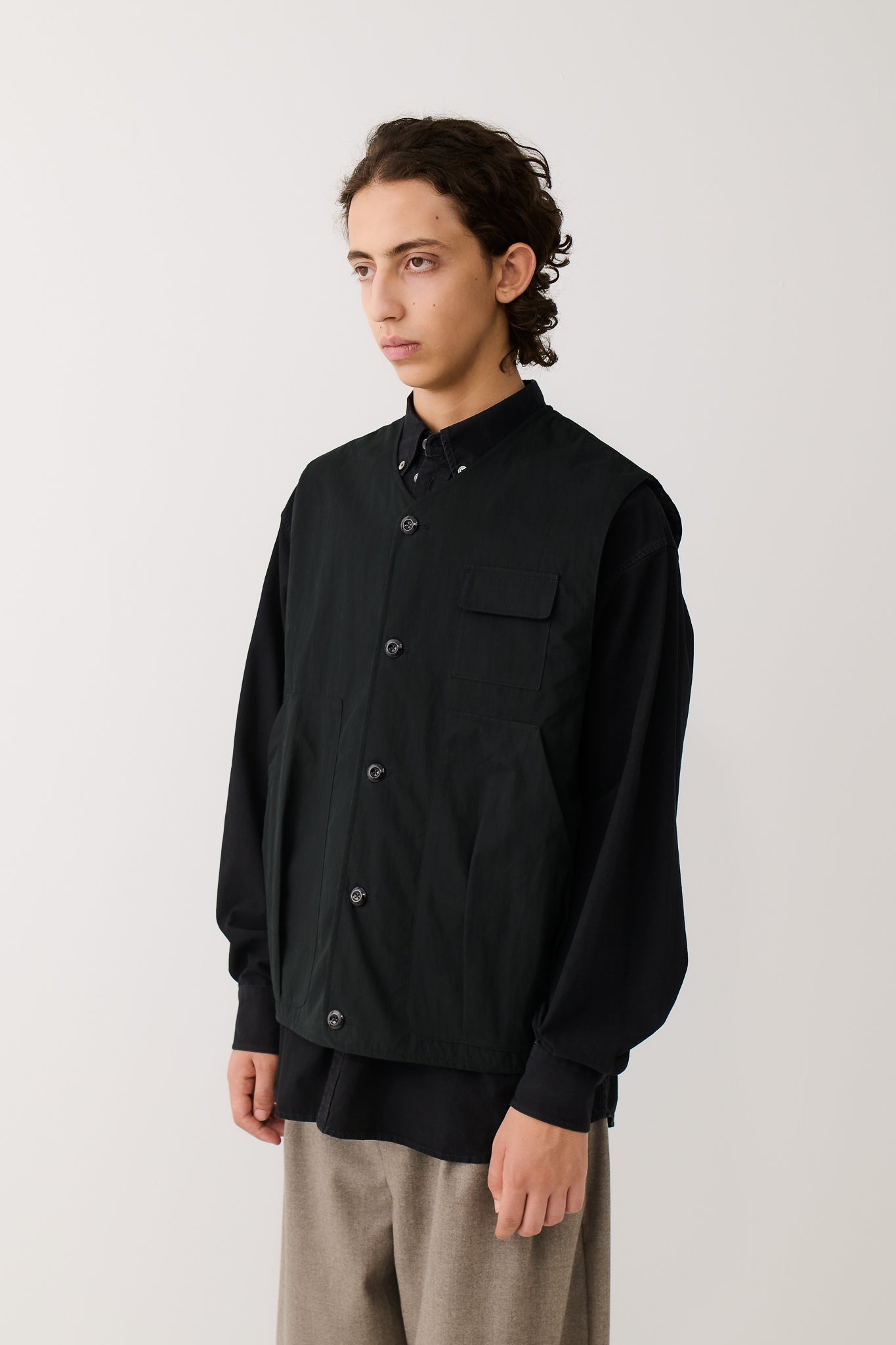Urrobi Vest Basque Black