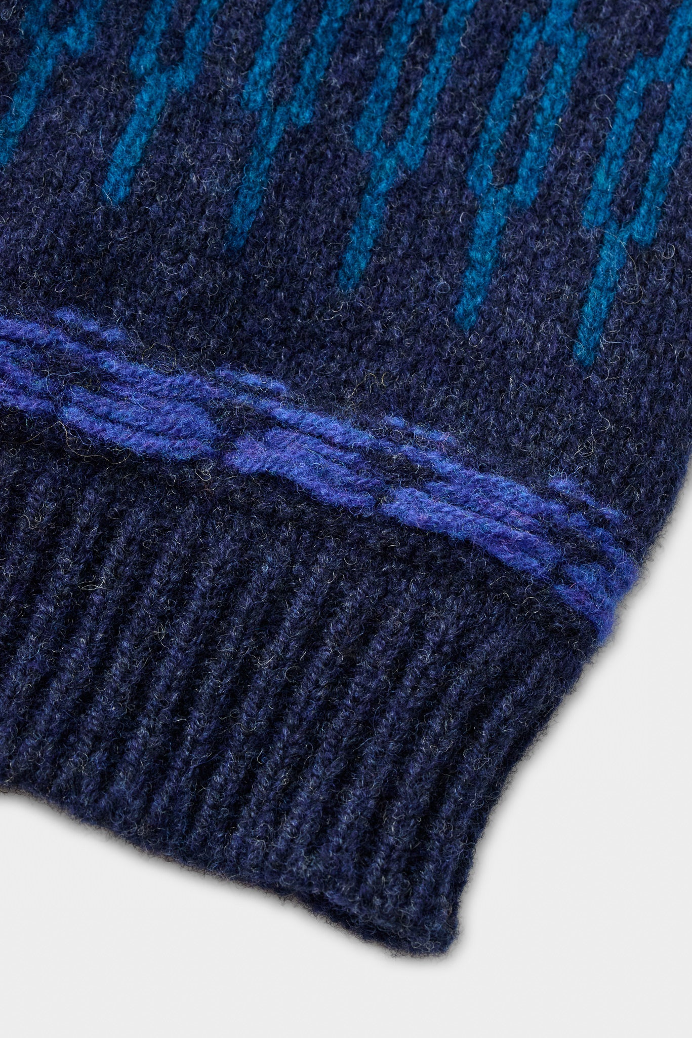 Zeta Leg Warmer Midnight Crumble